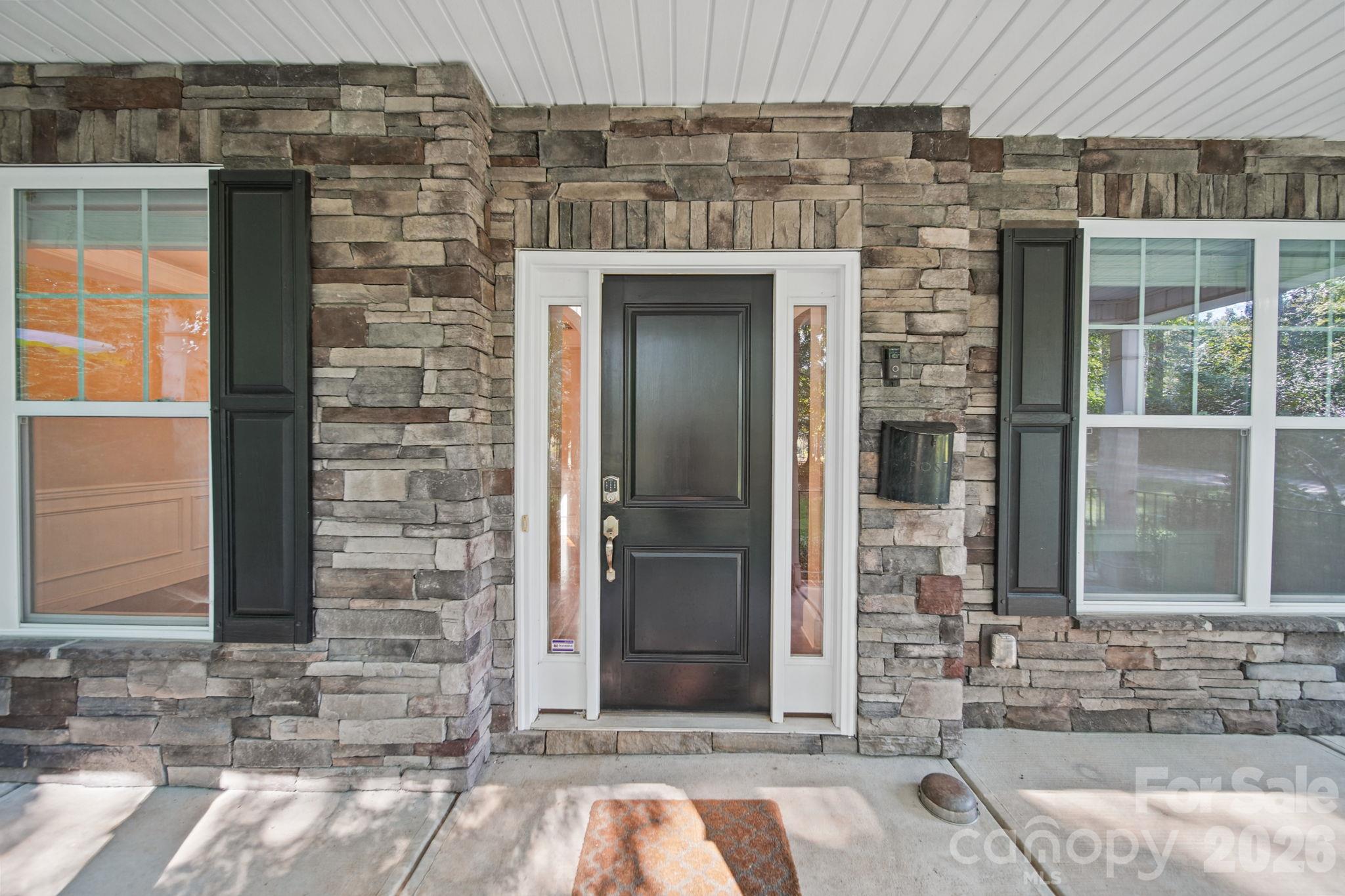 128 Harvest Wind Court Property Photo 3