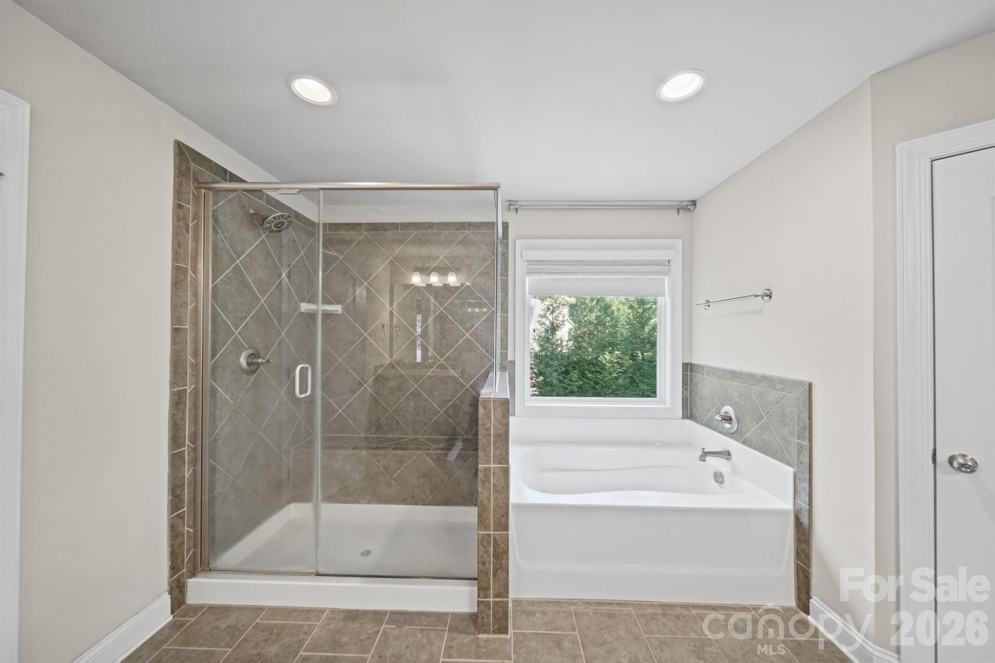 128 Harvest Wind Court Property Photo 20