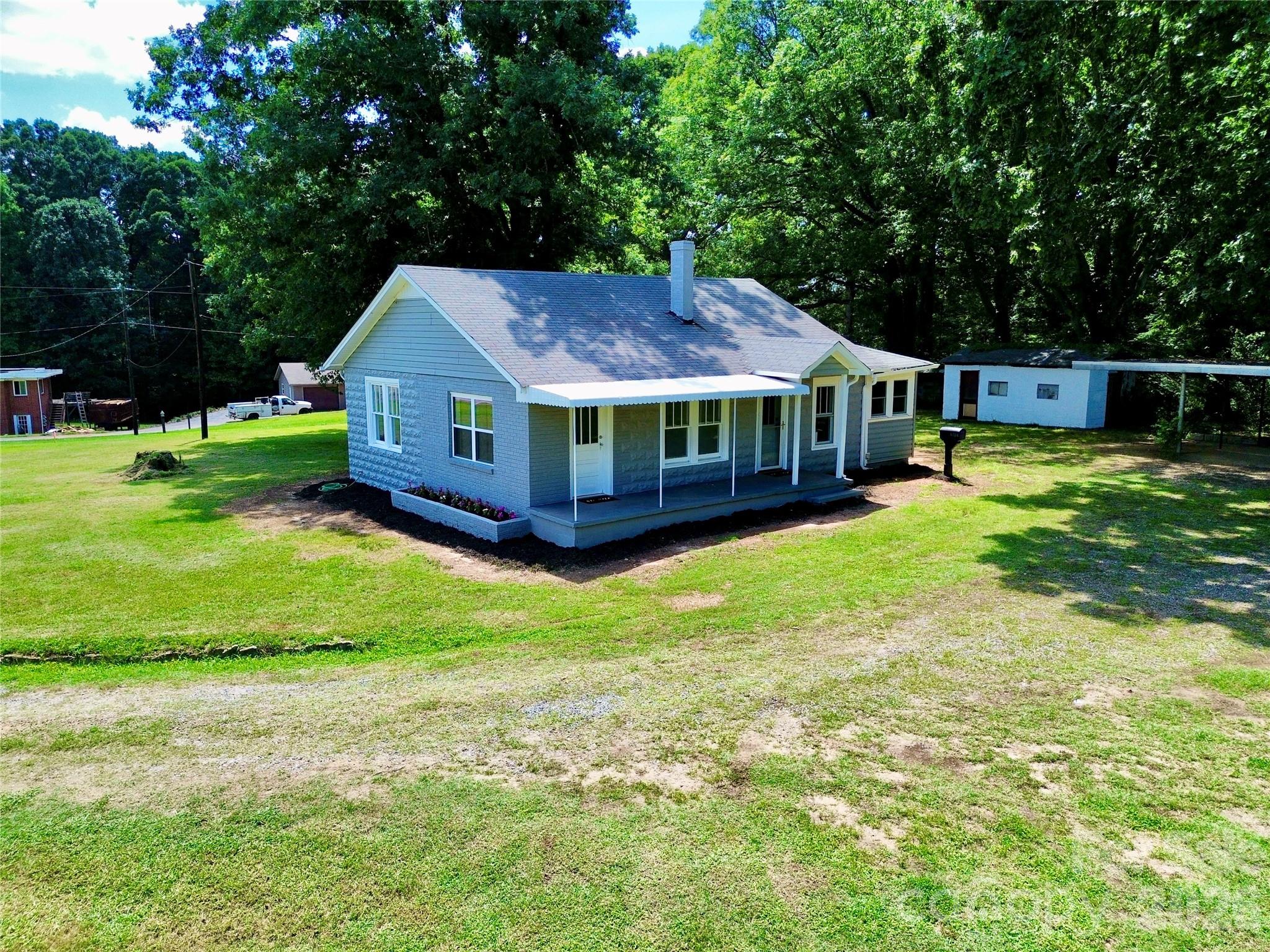 4934 E Nc 10 Highway Property Photo 1