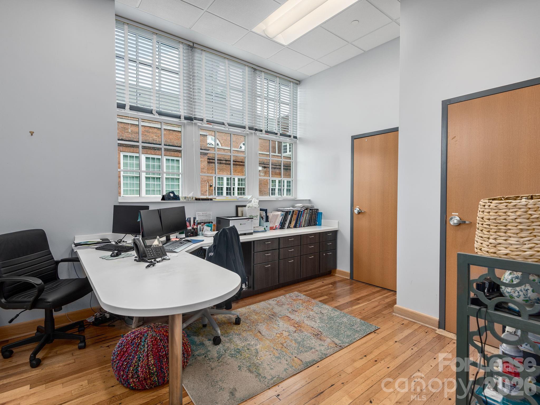 4 Vanderbilt Park Drive Property Photo 10