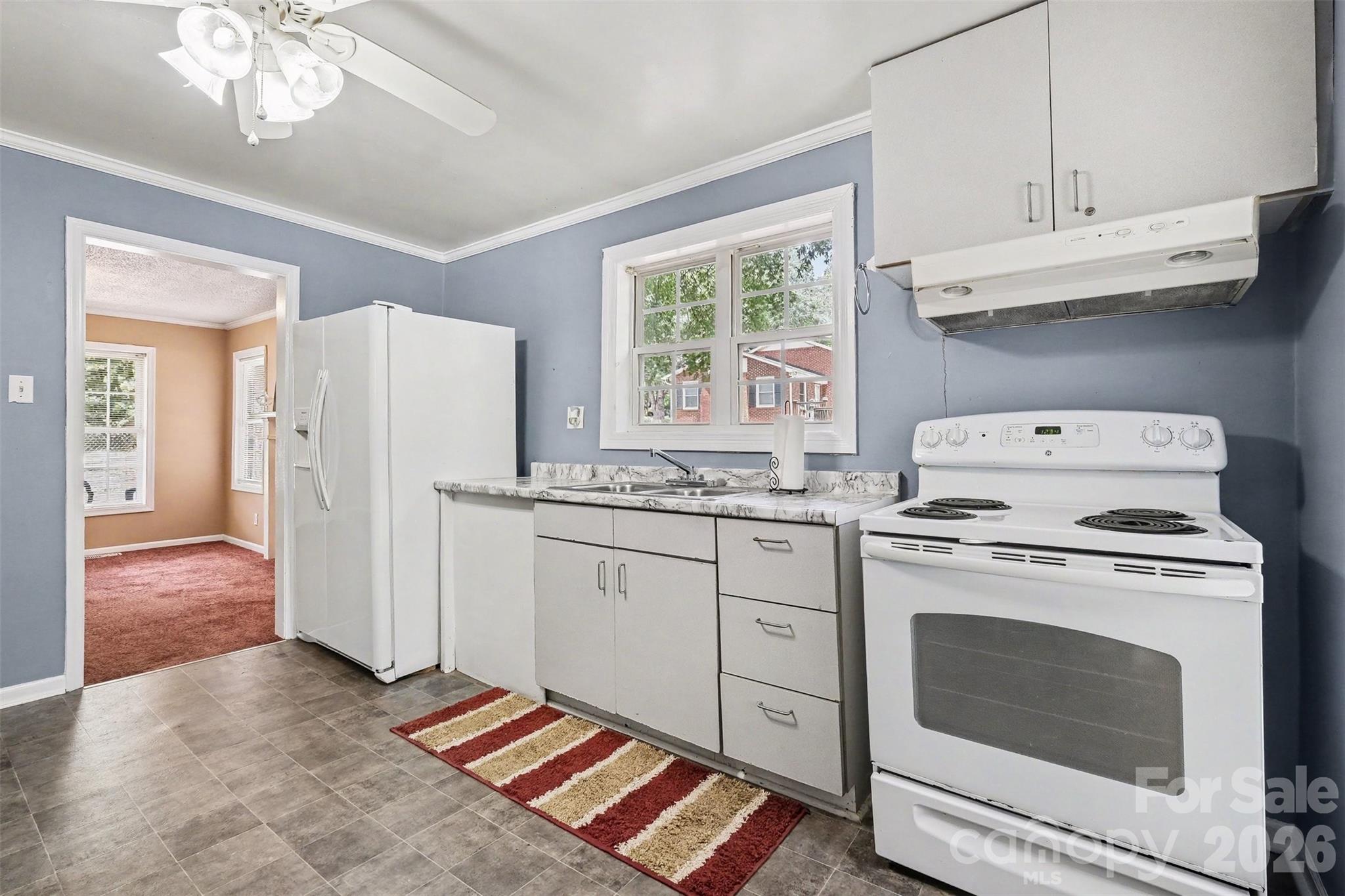 207 Morris Street Property Photo 5