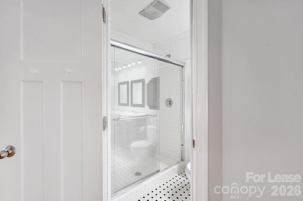 1210 Mendenhall Court Property Photo 24
