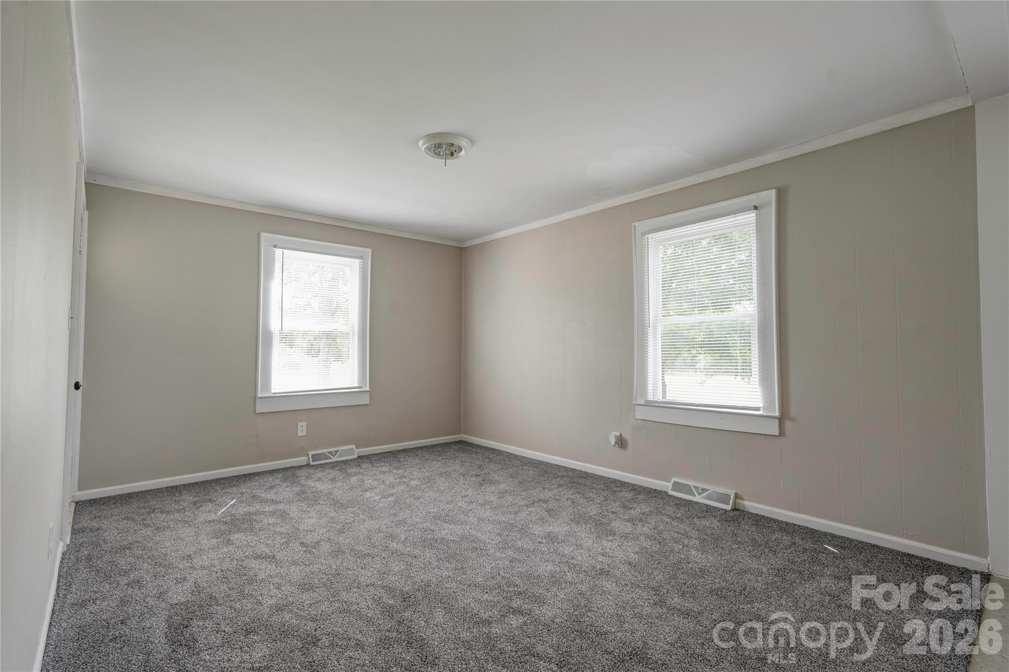 3837 Harris Creek Road Property Photo 6