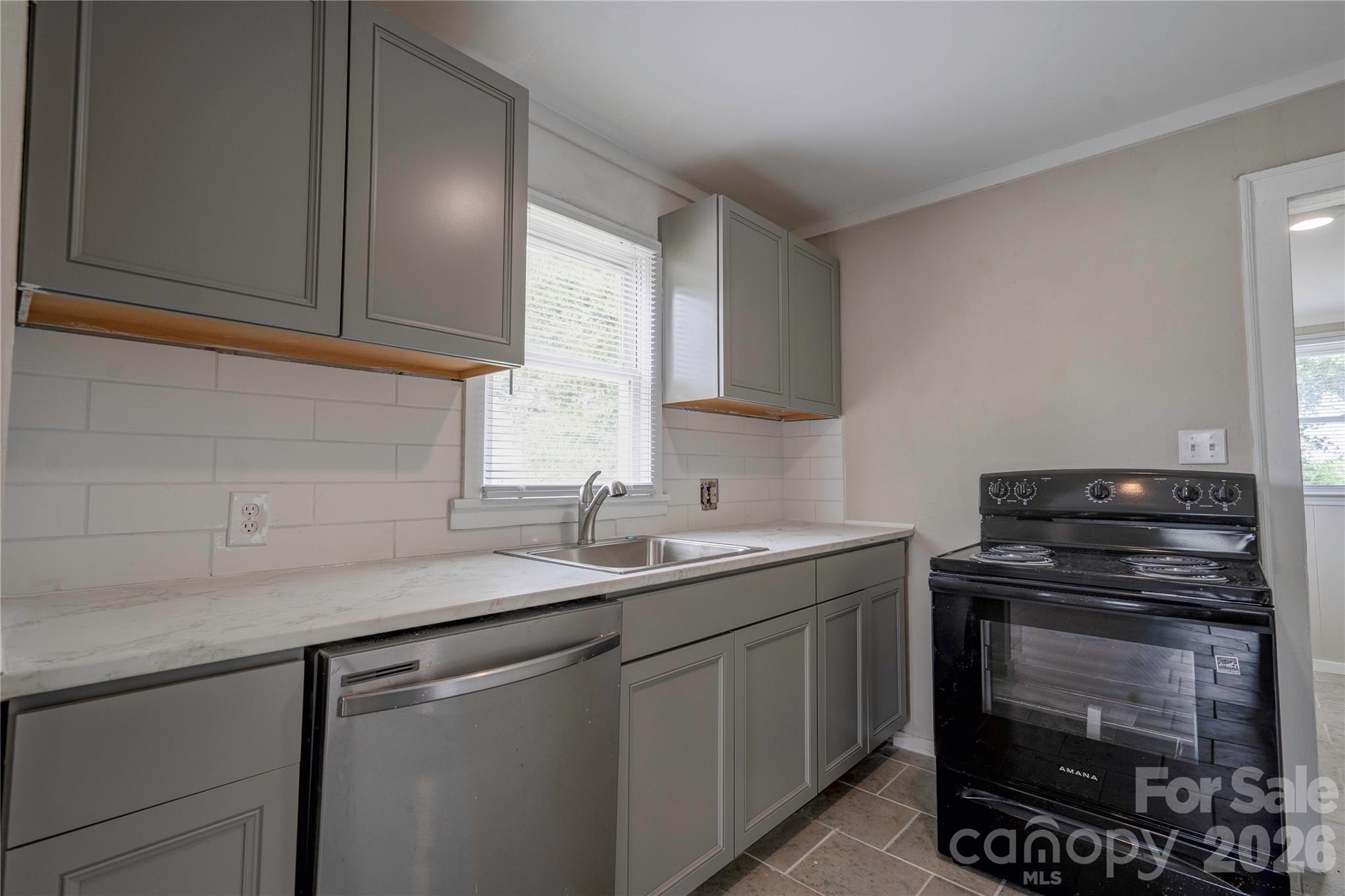 3837 Harris Creek Road Property Photo 11