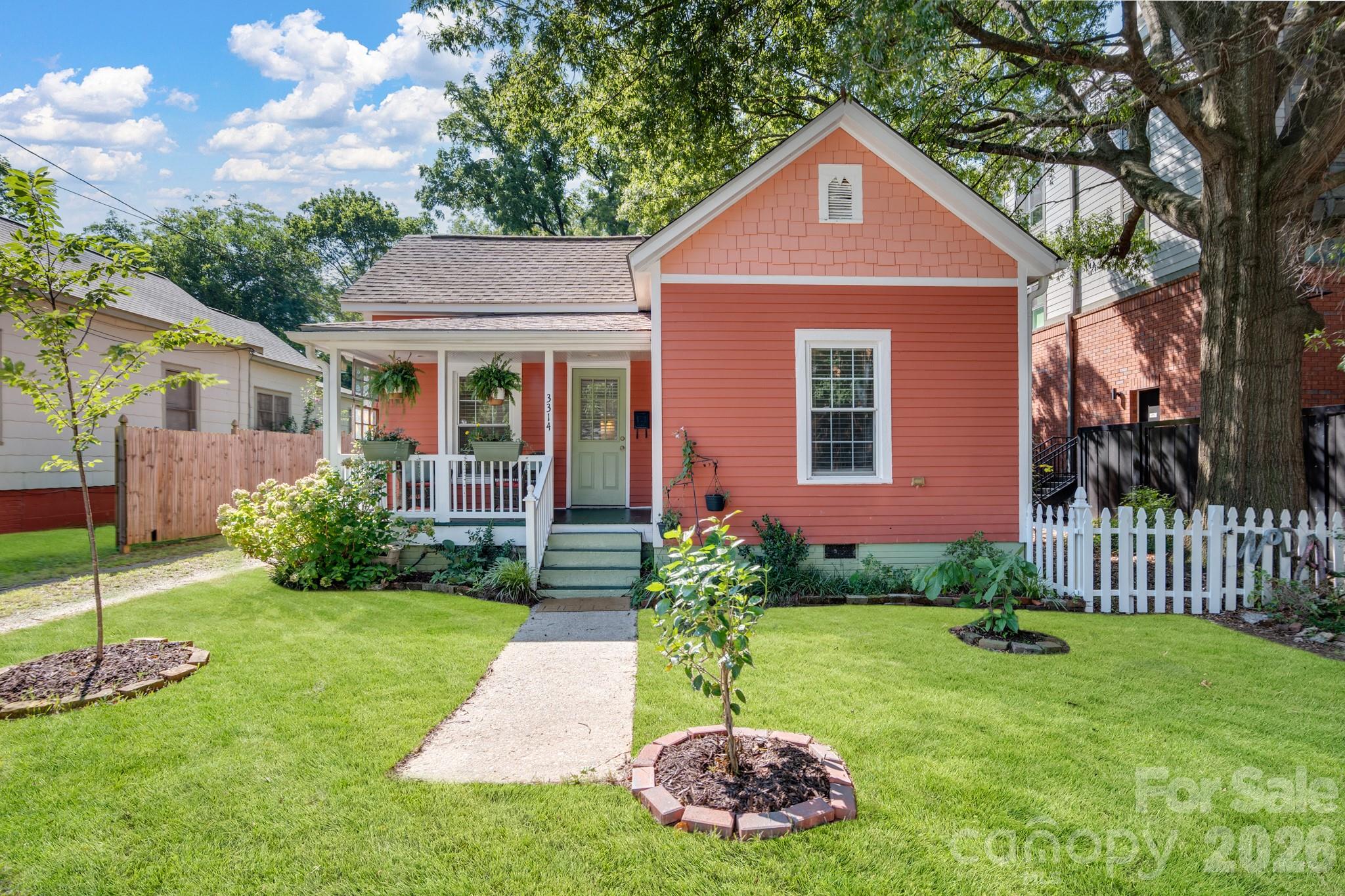 3314 N Alexander Street Property Photo 1