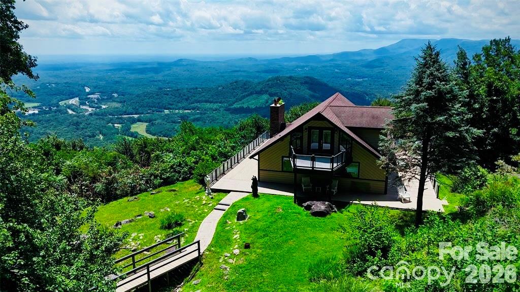370 Mountain Side Drive Property Photo 8