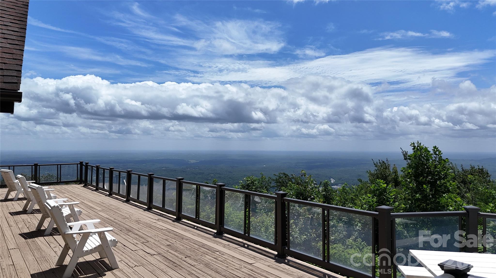 370 Mountain Side Drive Property Photo 10