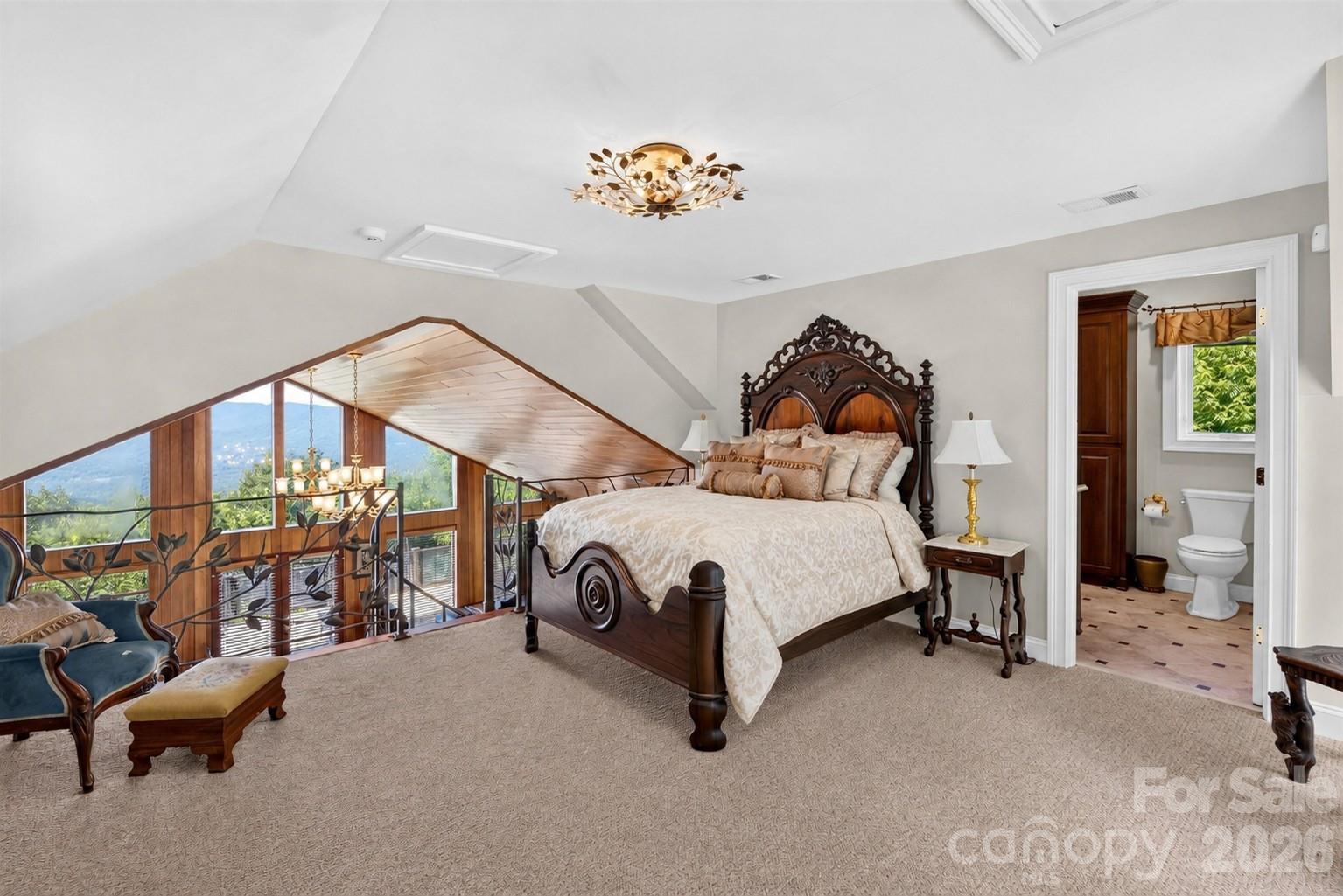 370 Mountain Side Drive Property Photo 27
