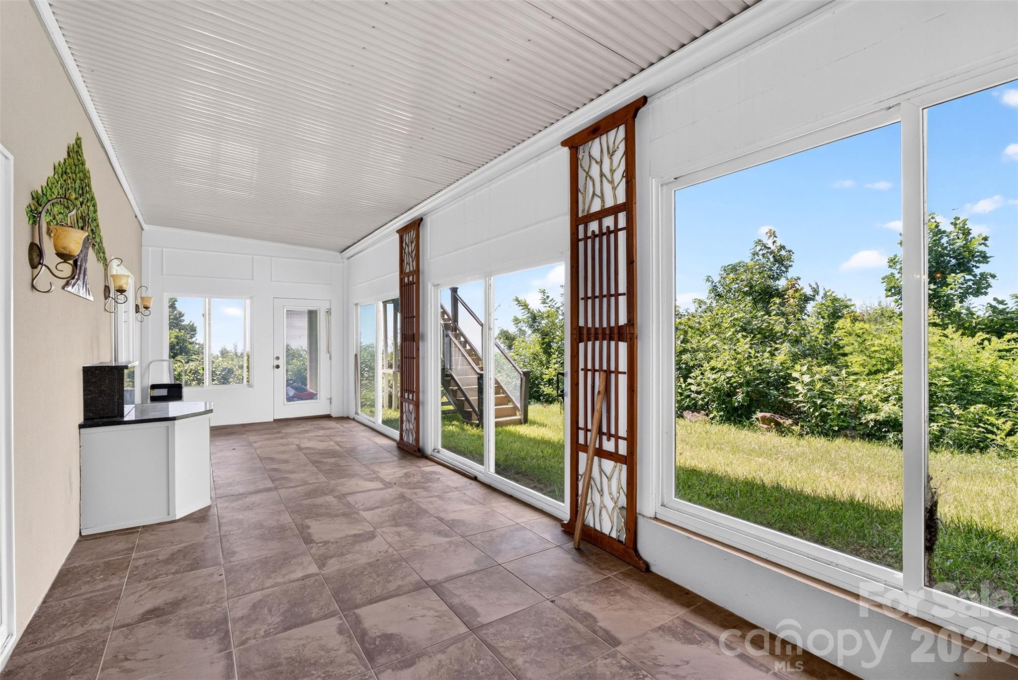 370 Mountain Side Drive Property Photo 37