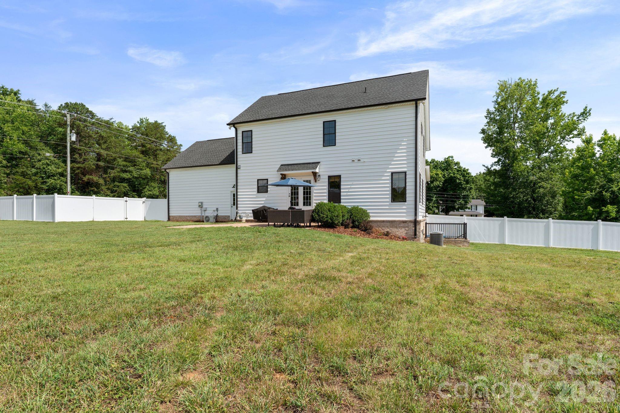 4791 Cooper Road Property Photo 10