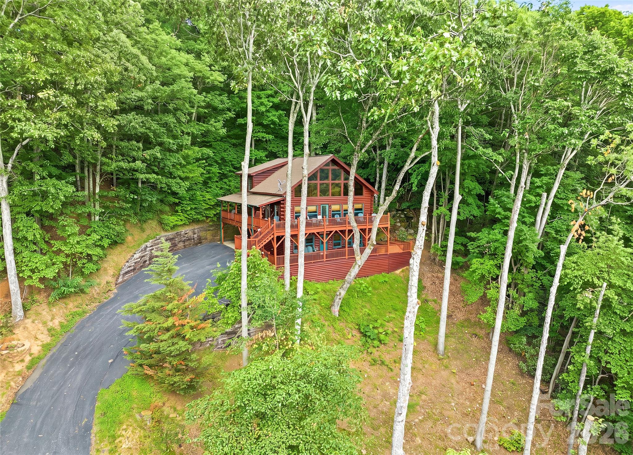 582 Tsalagi Trail Property Photo 1