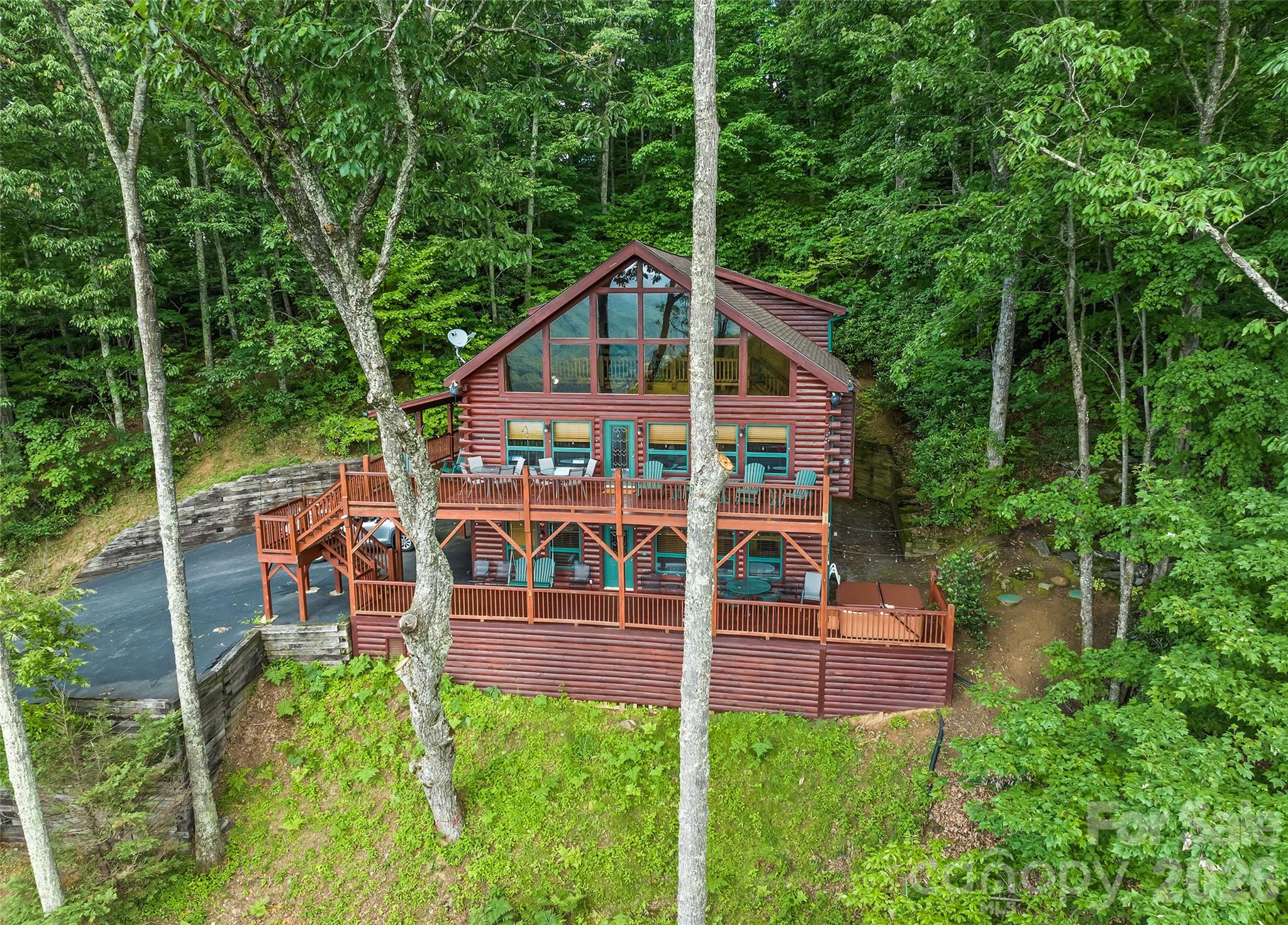 582 Tsalagi Trail Property Photo 7
