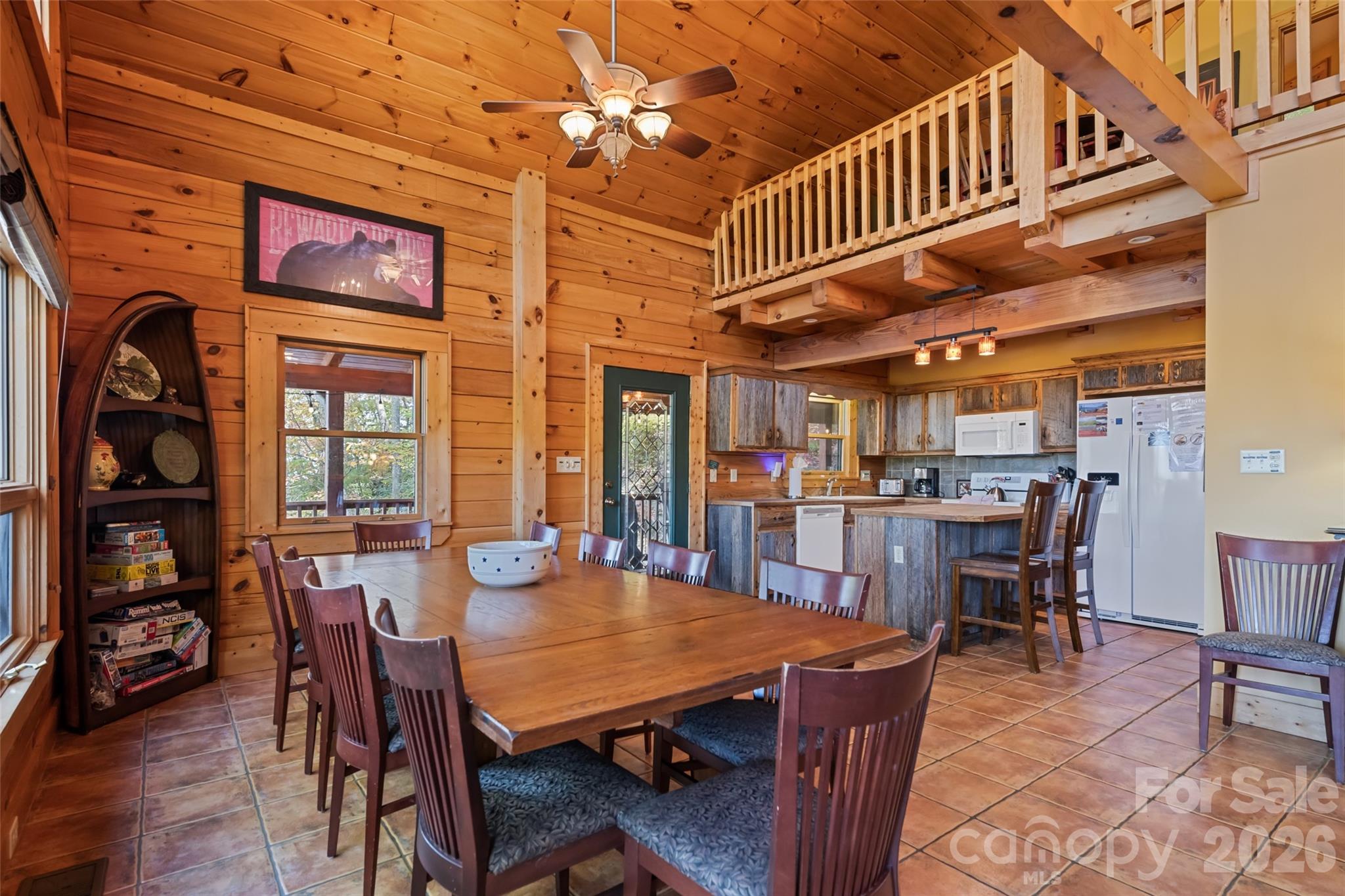 582 Tsalagi Trail Property Photo 12