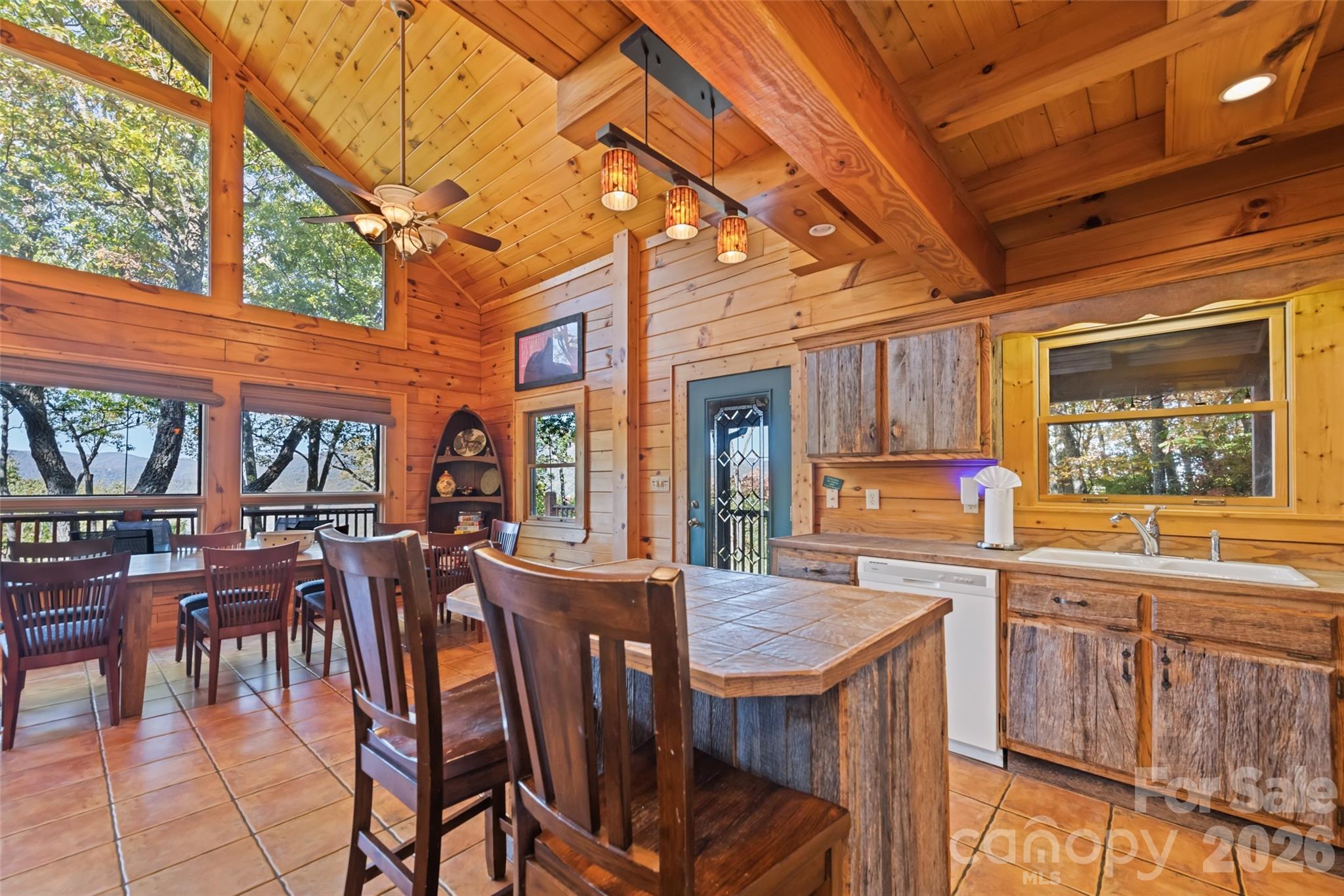 582 Tsalagi Trail Property Photo 16