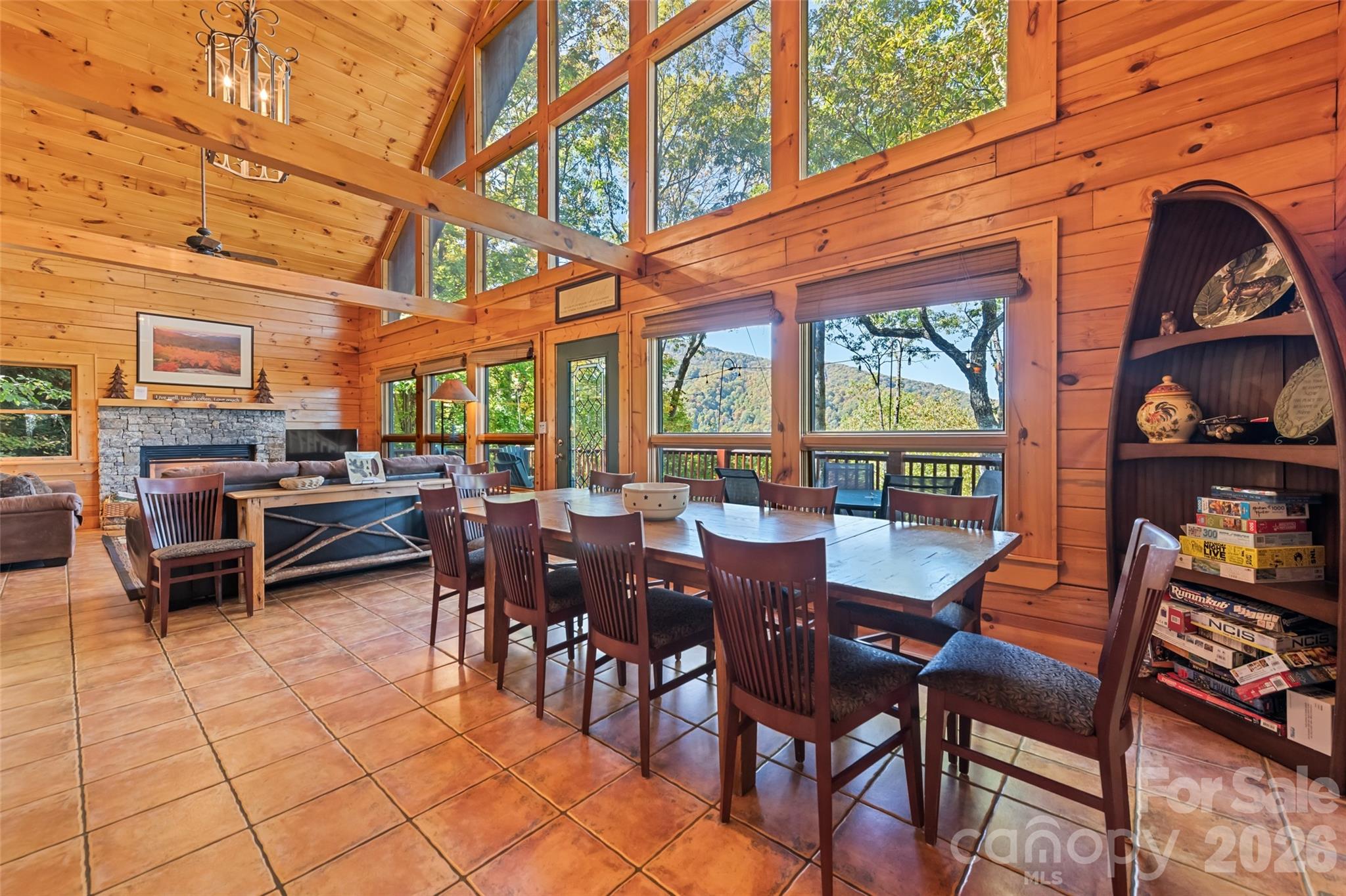 582 Tsalagi Trail Property Photo 18