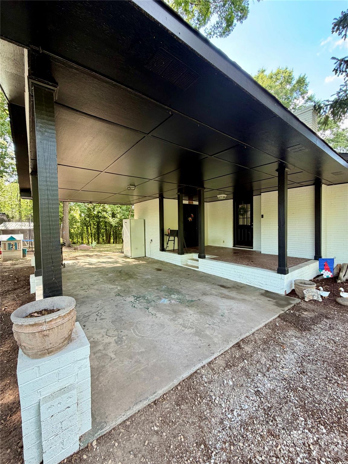 114 Chaney Street Property Photo 4