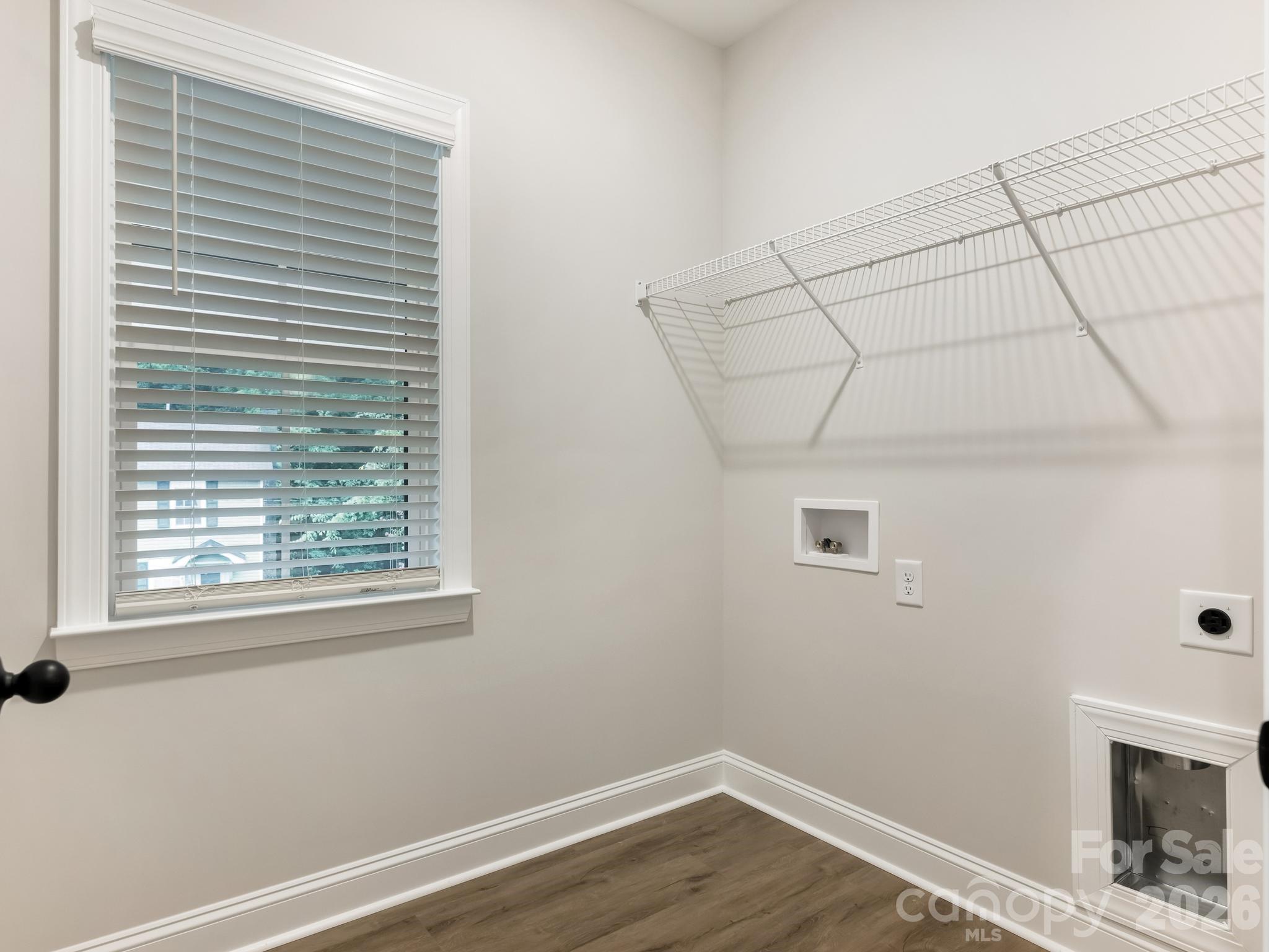 428 Woodvale Place Property Photo 15