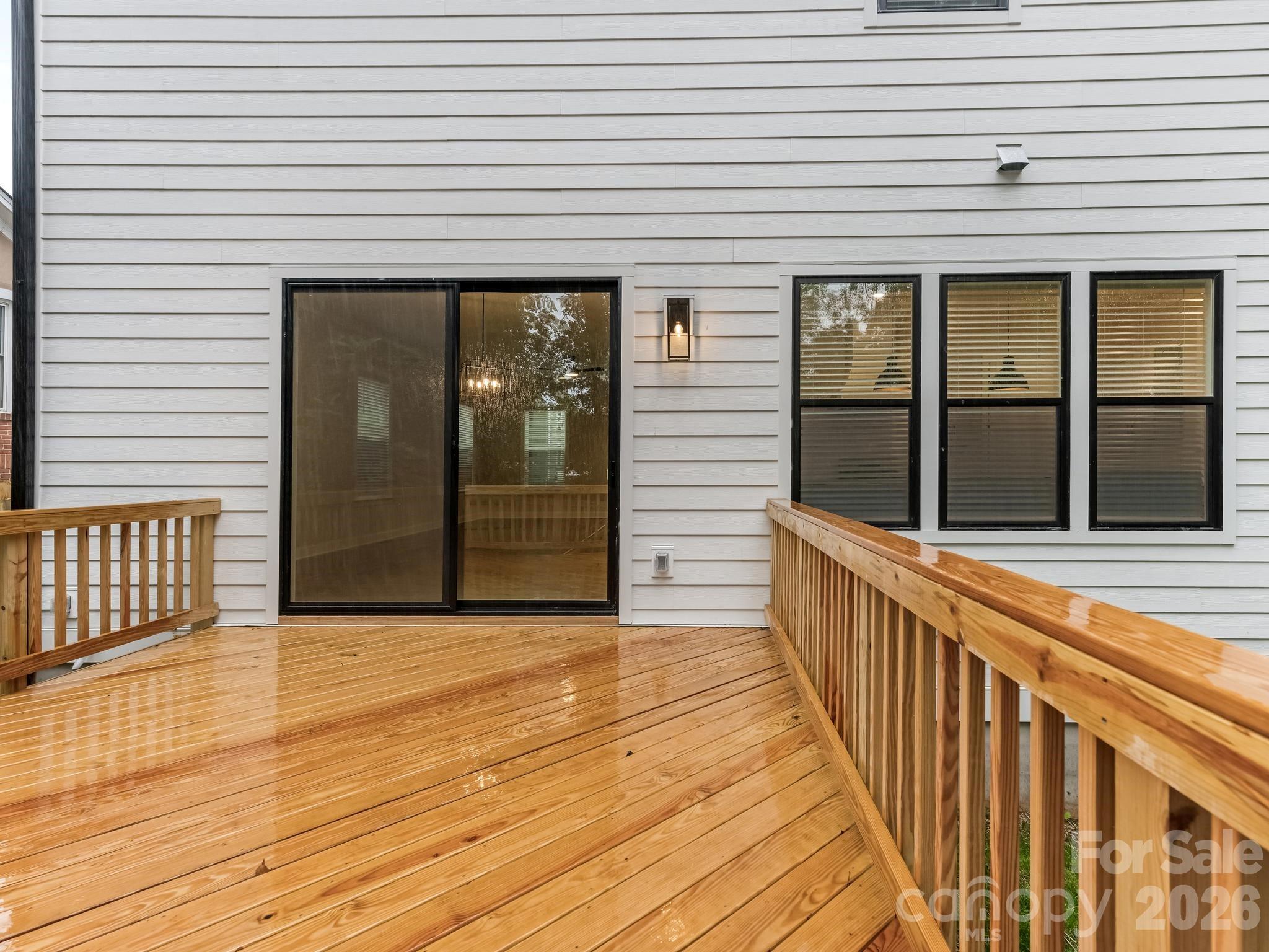 428 Woodvale Place Property Photo 30