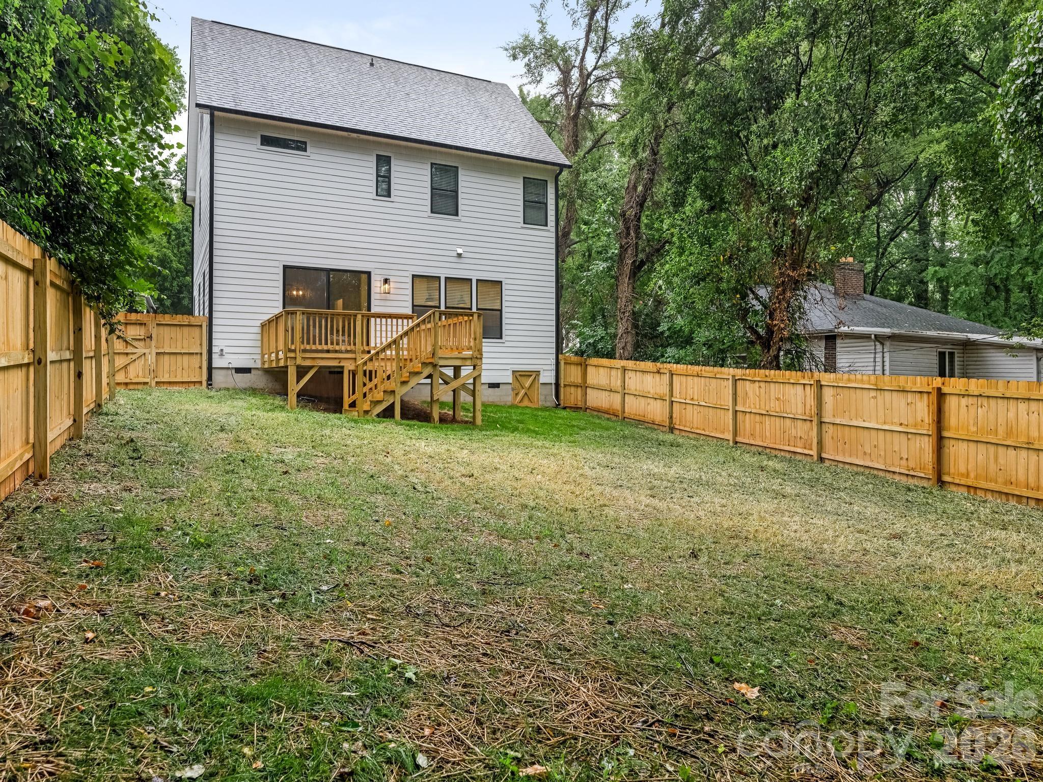 428 Woodvale Place Property Photo 32