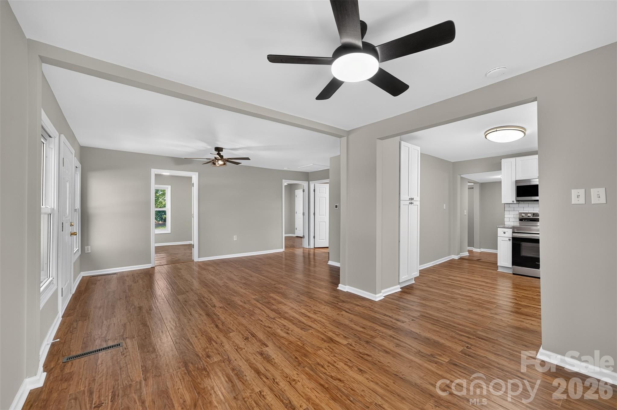 620 10th Street Boulevard Property Photo 6