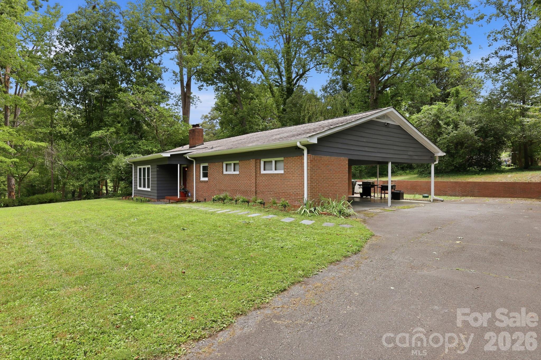 138 Circle Drive Property Photo 33