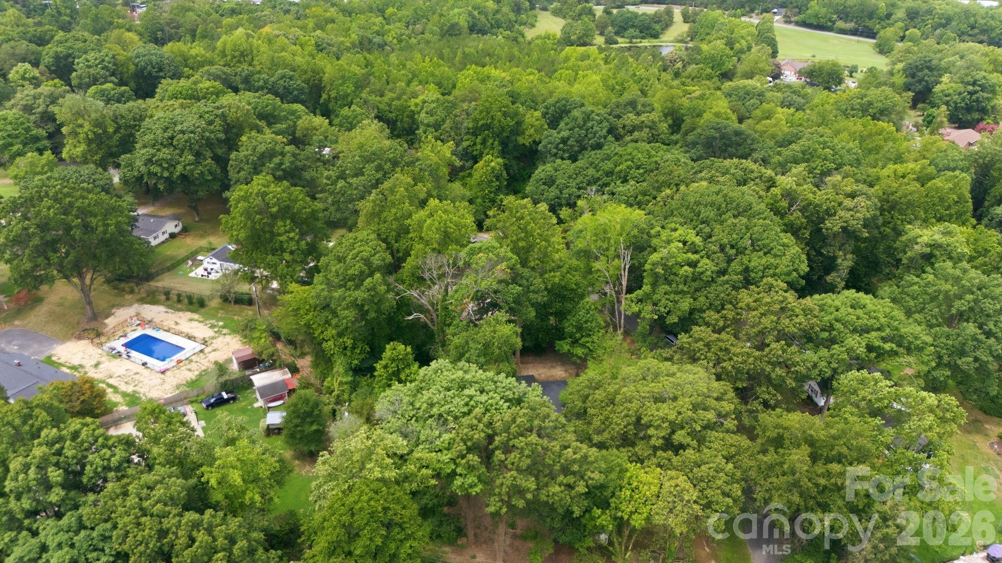 138 Circle Drive Property Photo 35