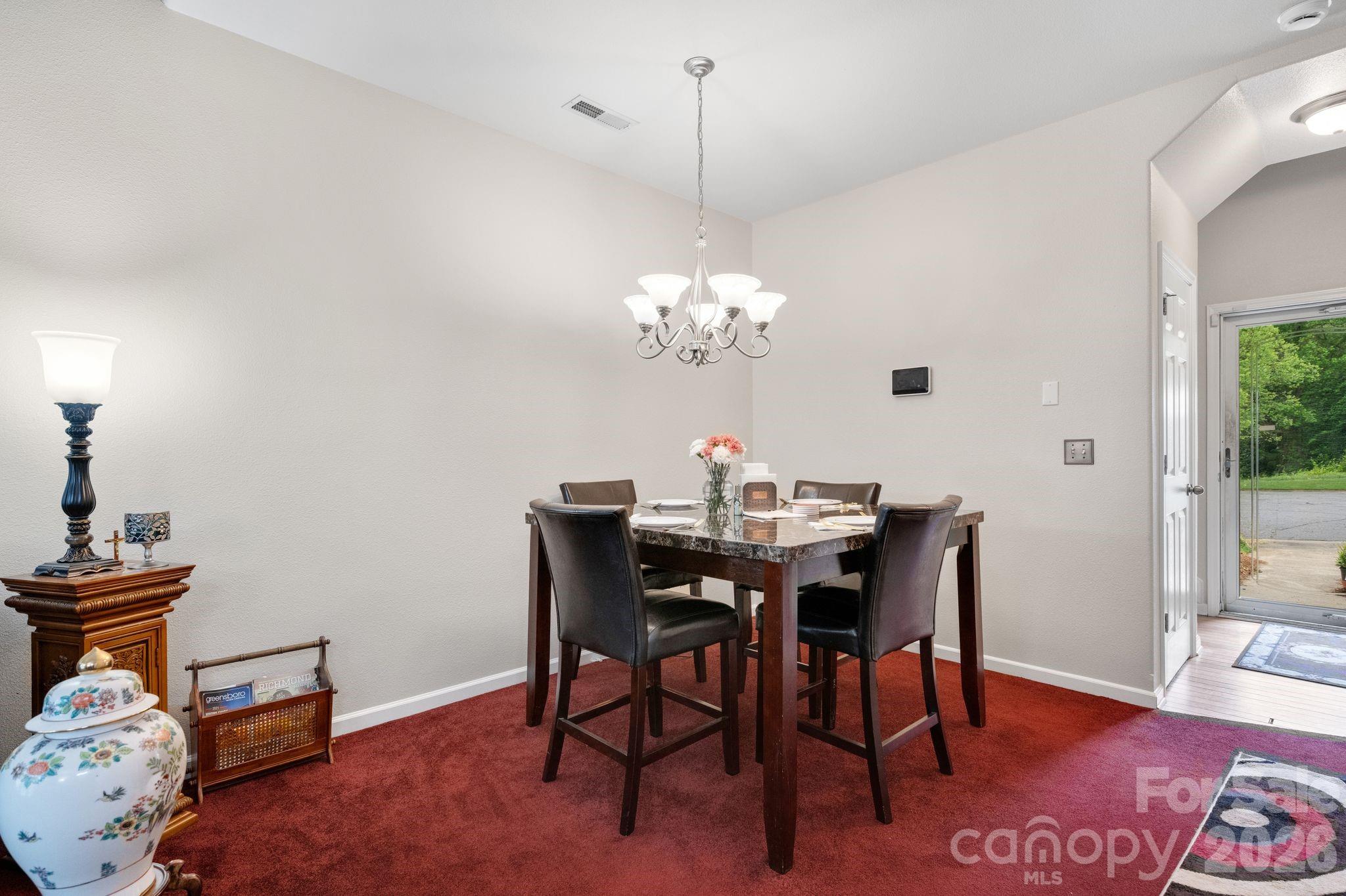 5757 Fox Ridge Lane Property Photo 7
