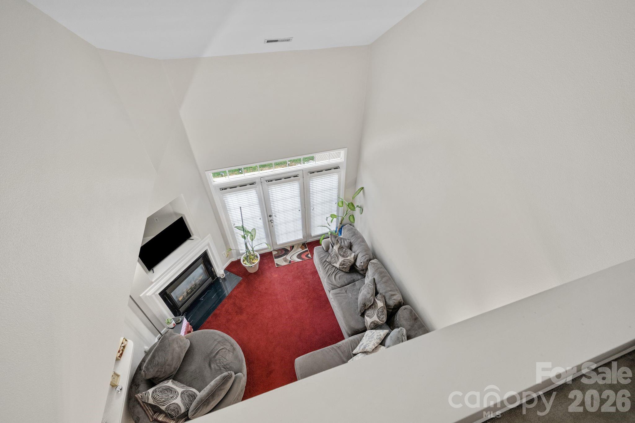 5757 Fox Ridge Lane Property Photo 13