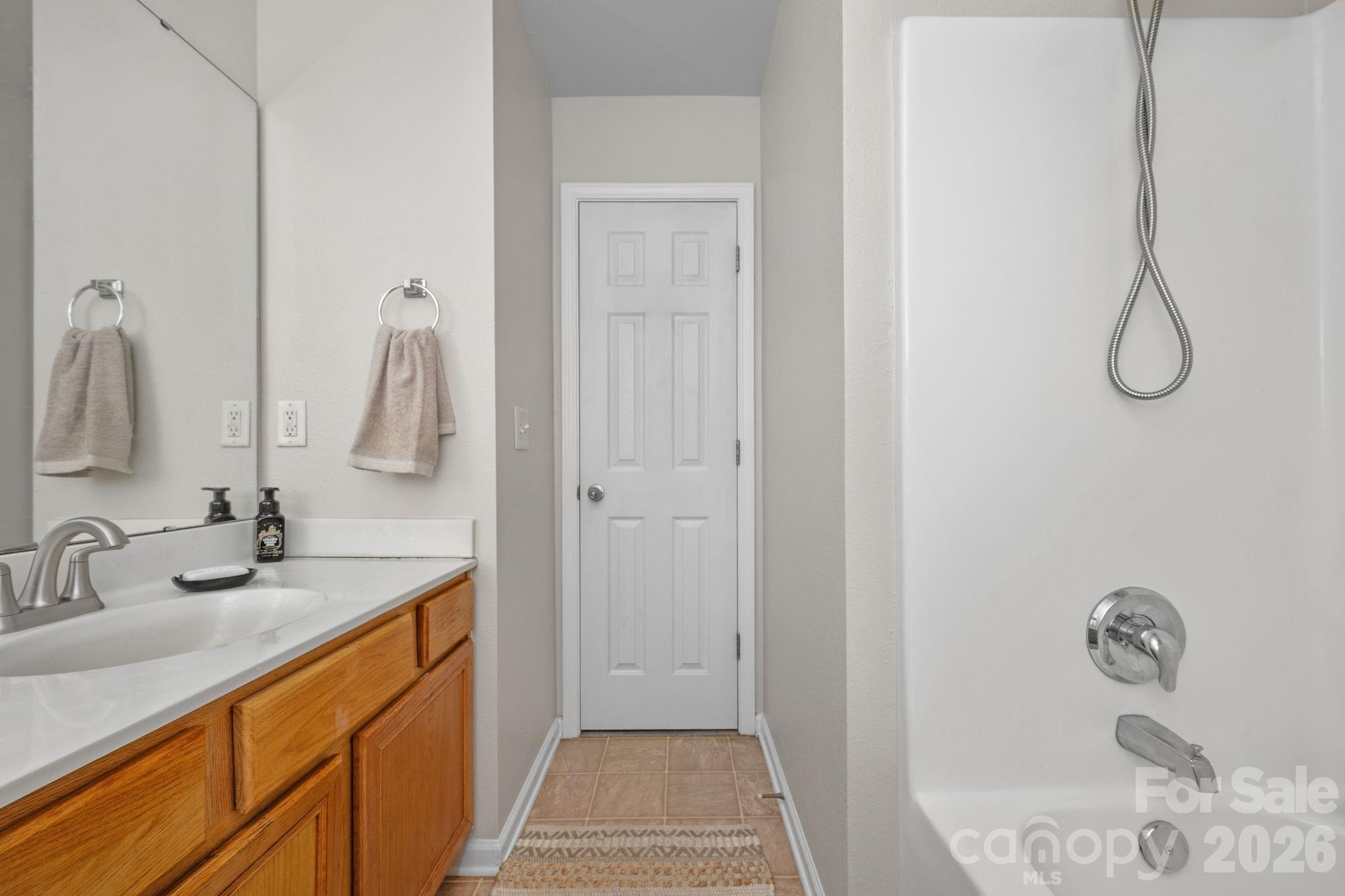5757 Fox Ridge Lane Property Photo 24
