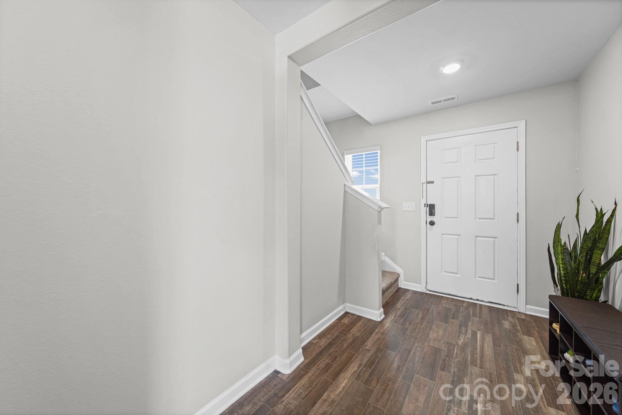 282 Aubrey Woods Drive Property Photo 6