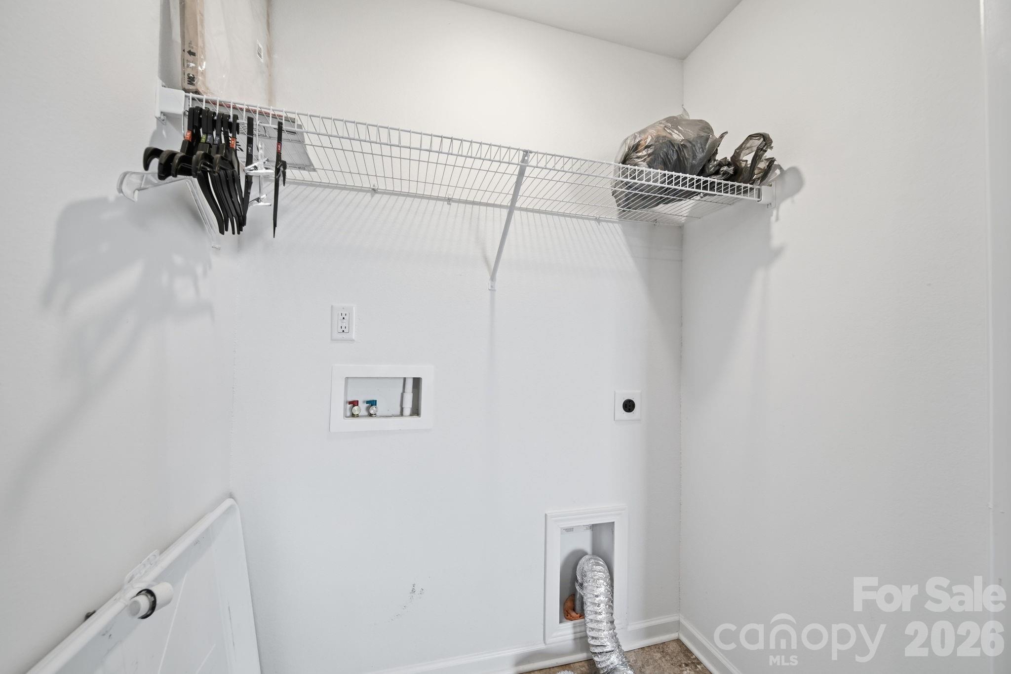 282 Aubrey Woods Drive Property Photo 23