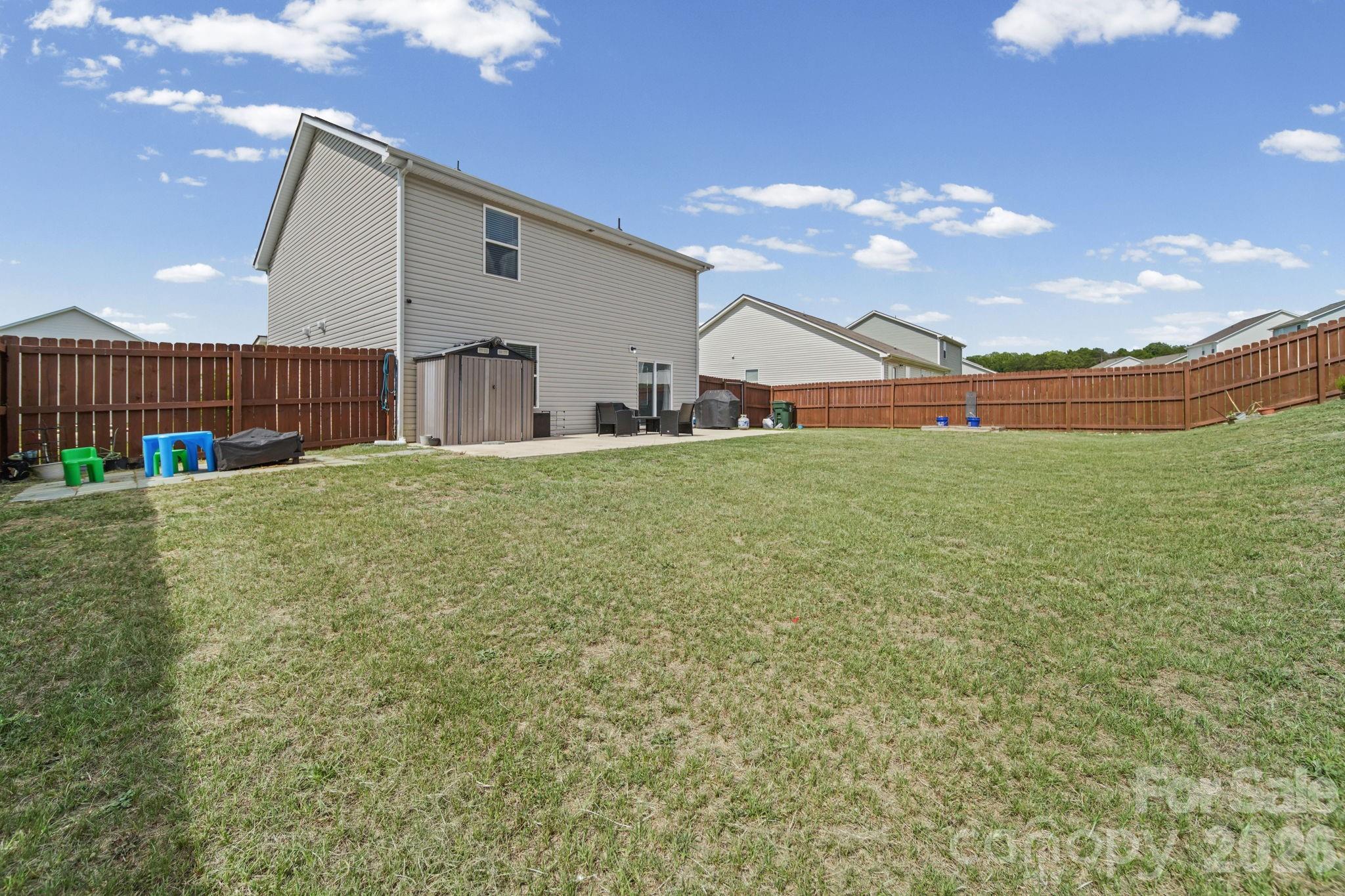 282 Aubrey Woods Drive Property Photo 40