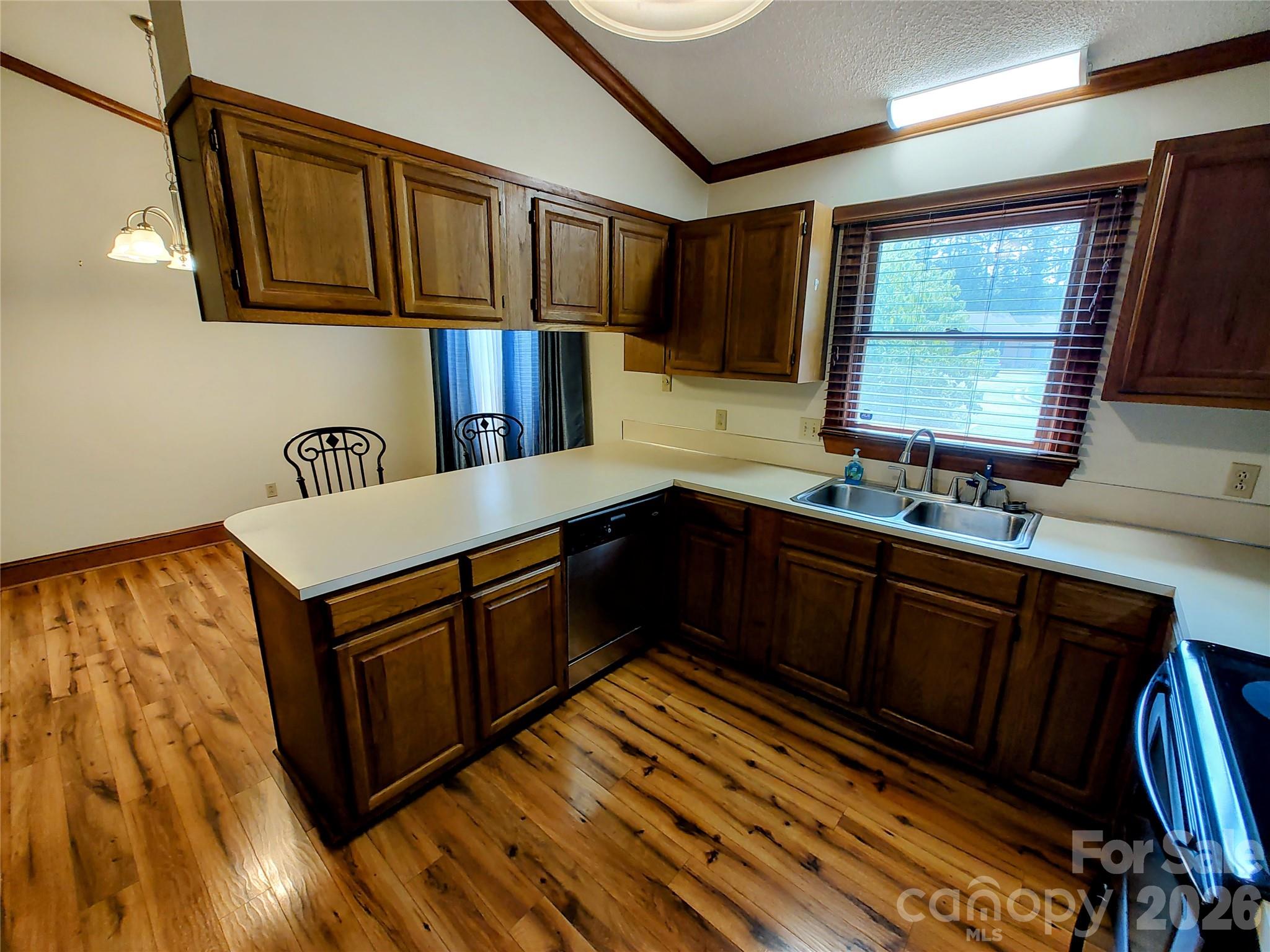 104 Swaim Court Property Photo 5