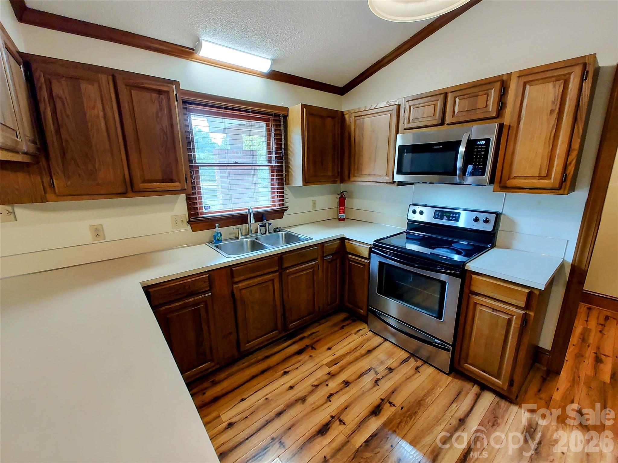 104 Swaim Court Property Photo 10