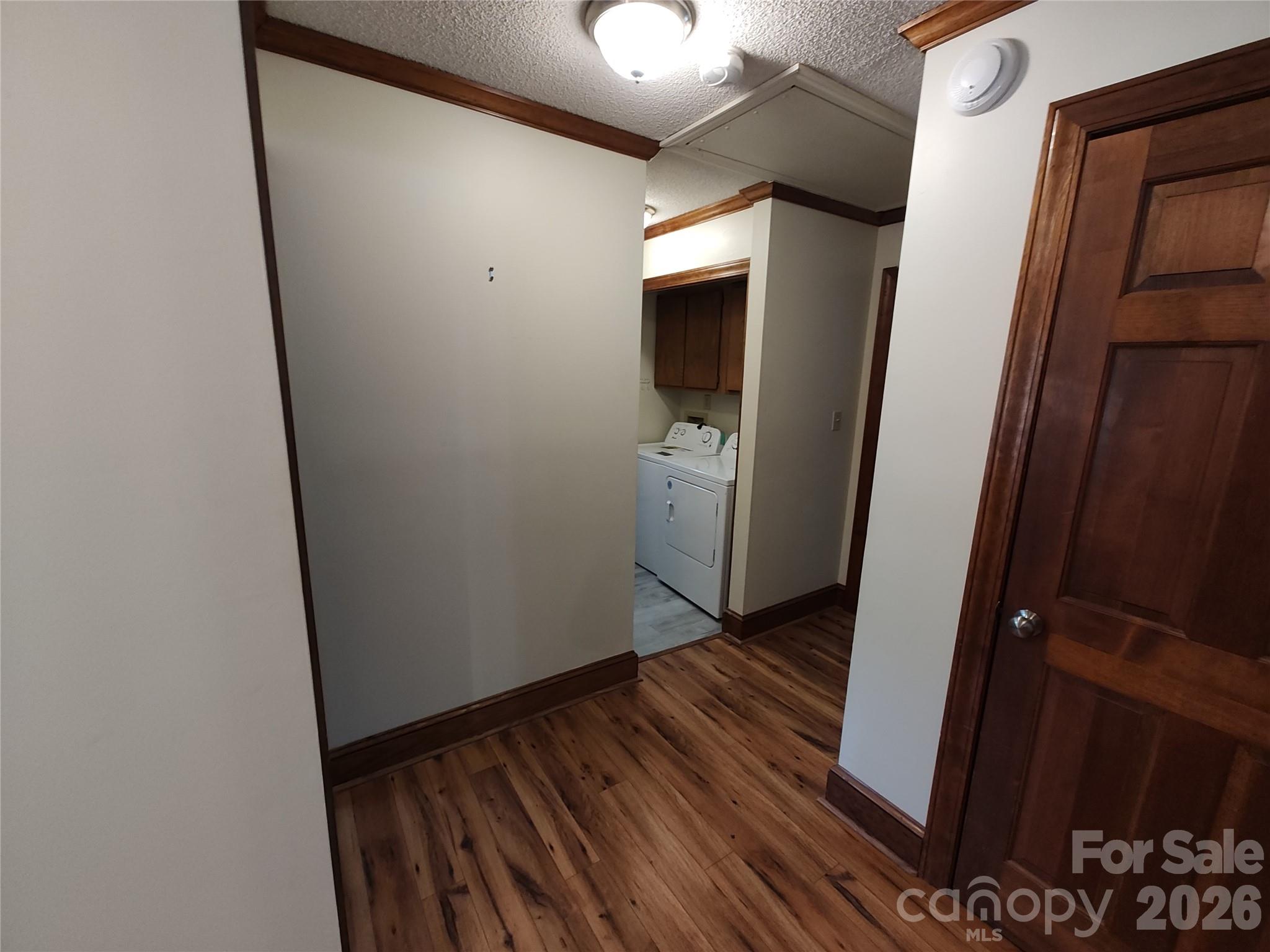 104 Swaim Court Property Photo 27