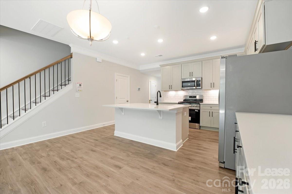 4321 Black Court Property Photo 9