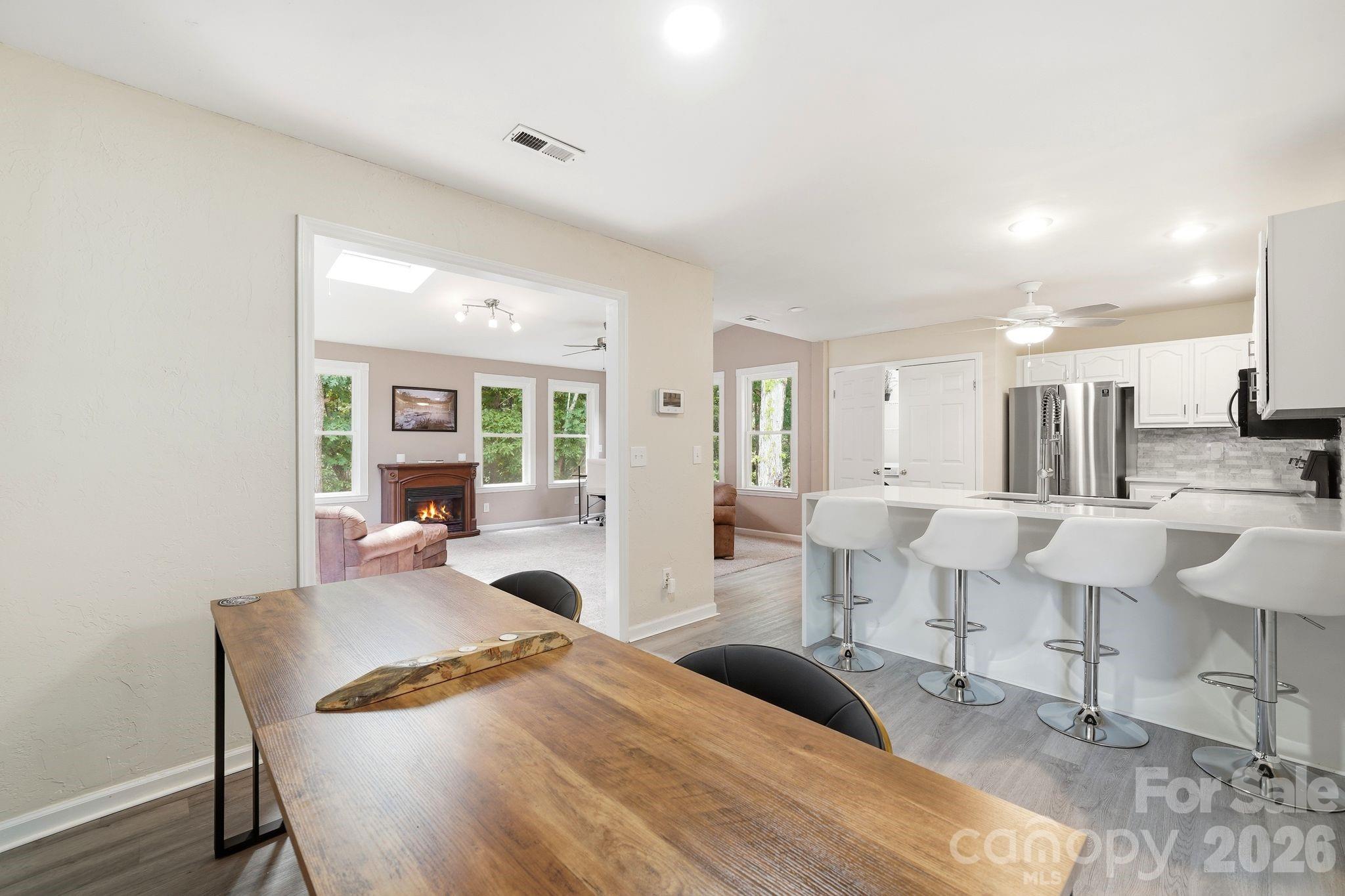 12017 Baywoods Drive Property Photo 8