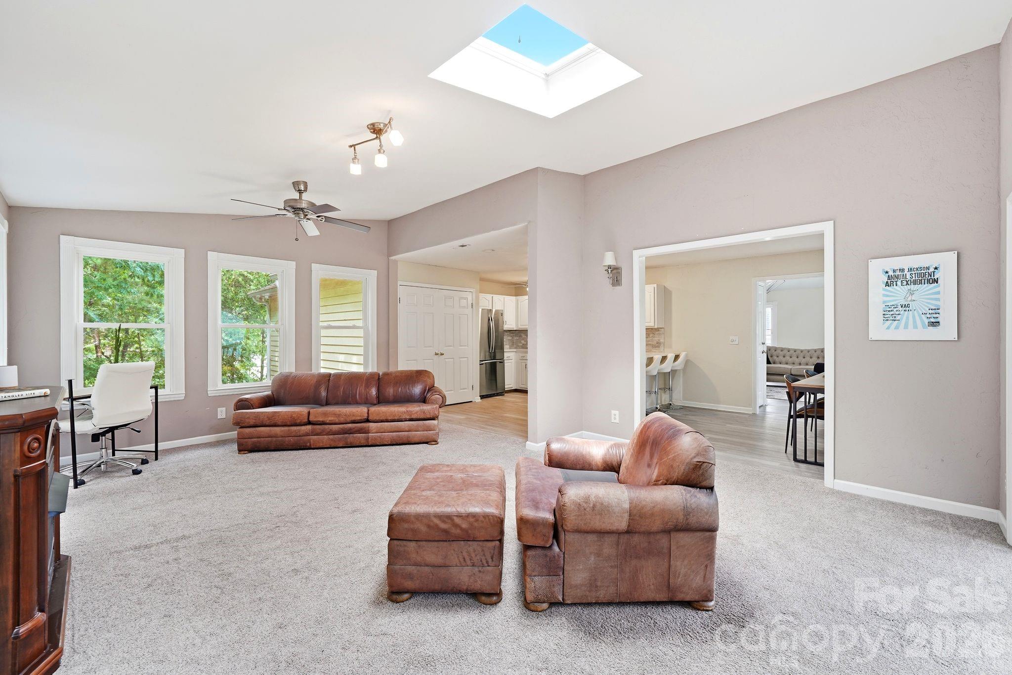 12017 Baywoods Drive Property Photo 14