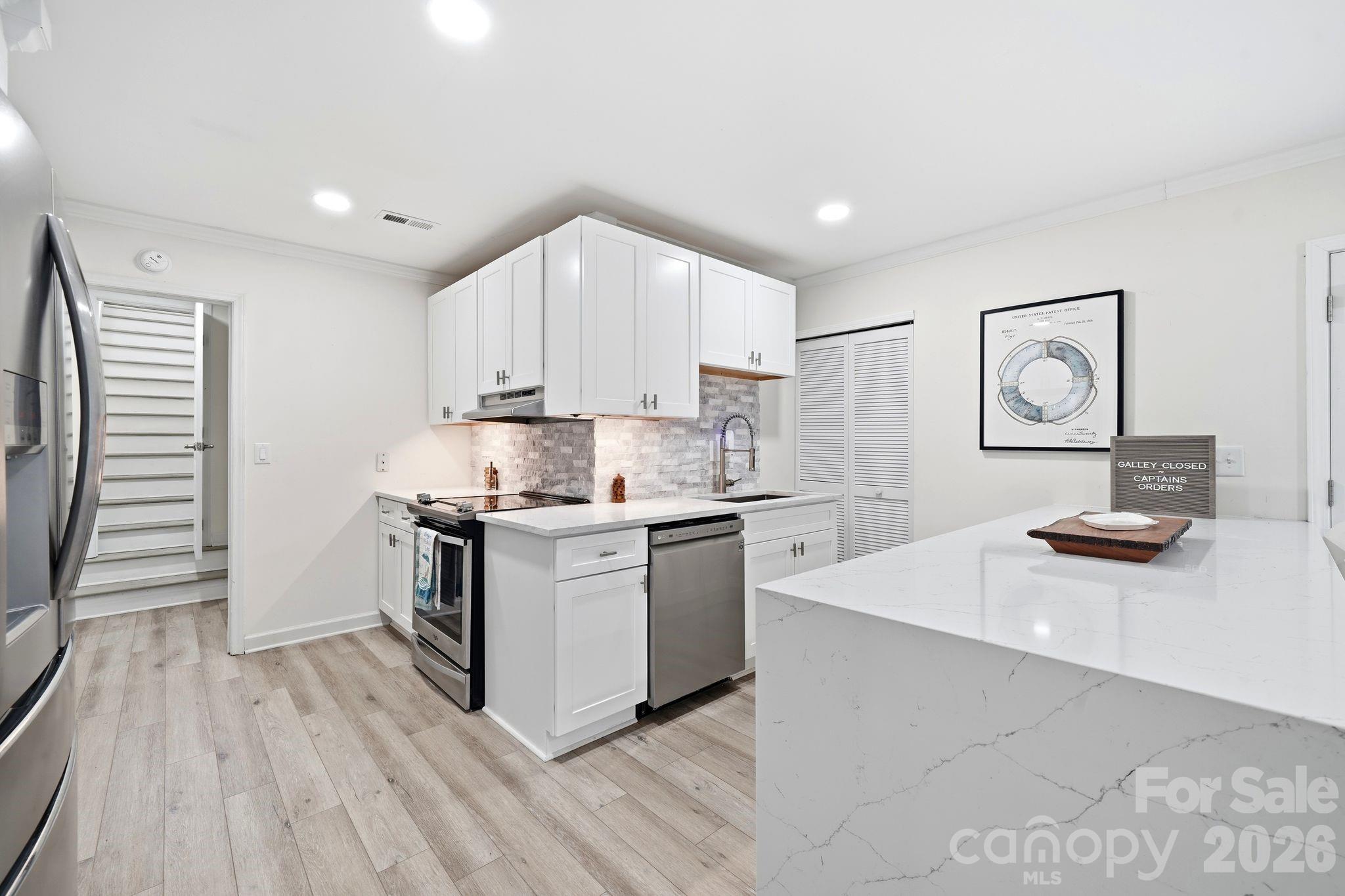 12017 Baywoods Drive Property Photo 31