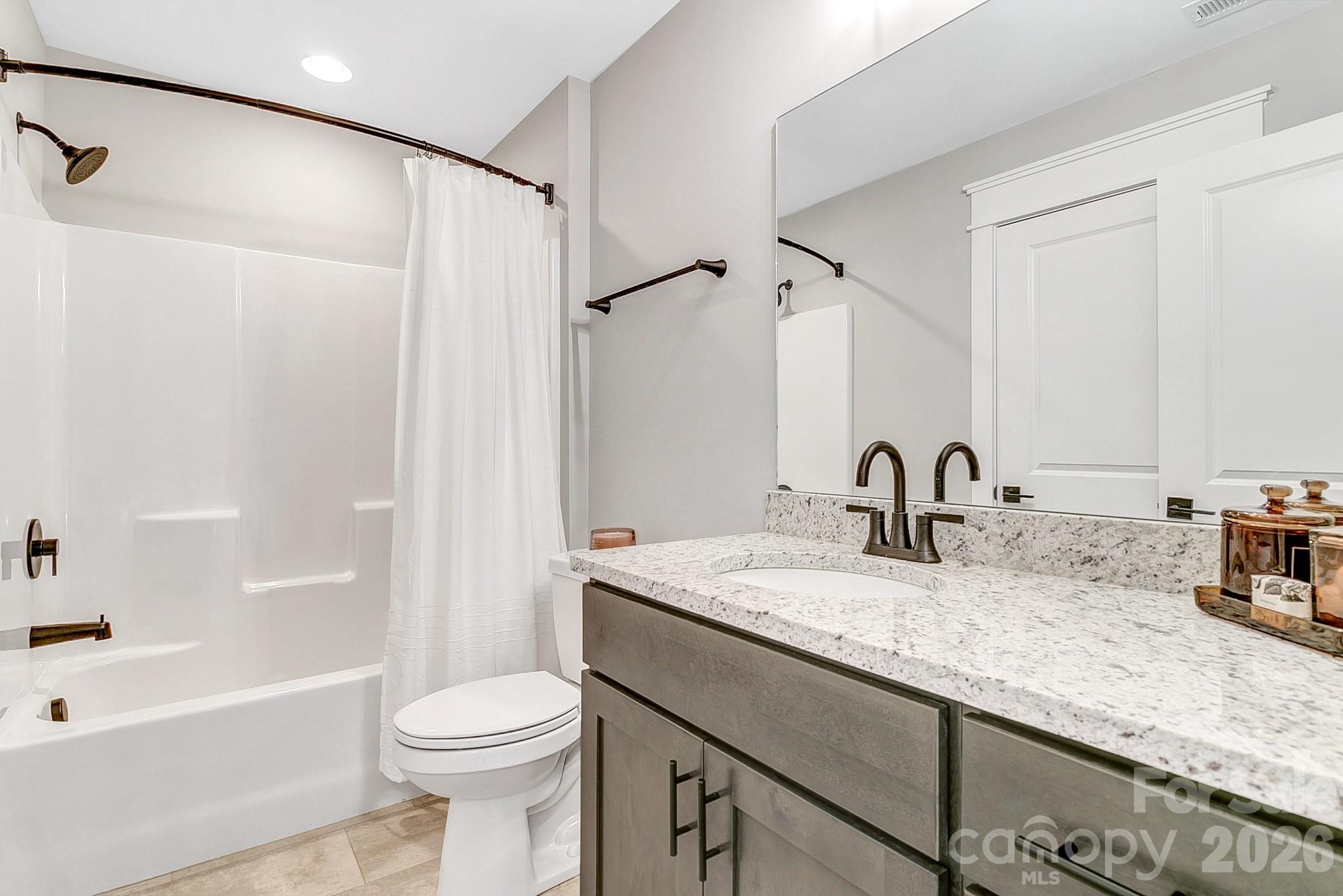 136 Ellis Lane Property Photo 34