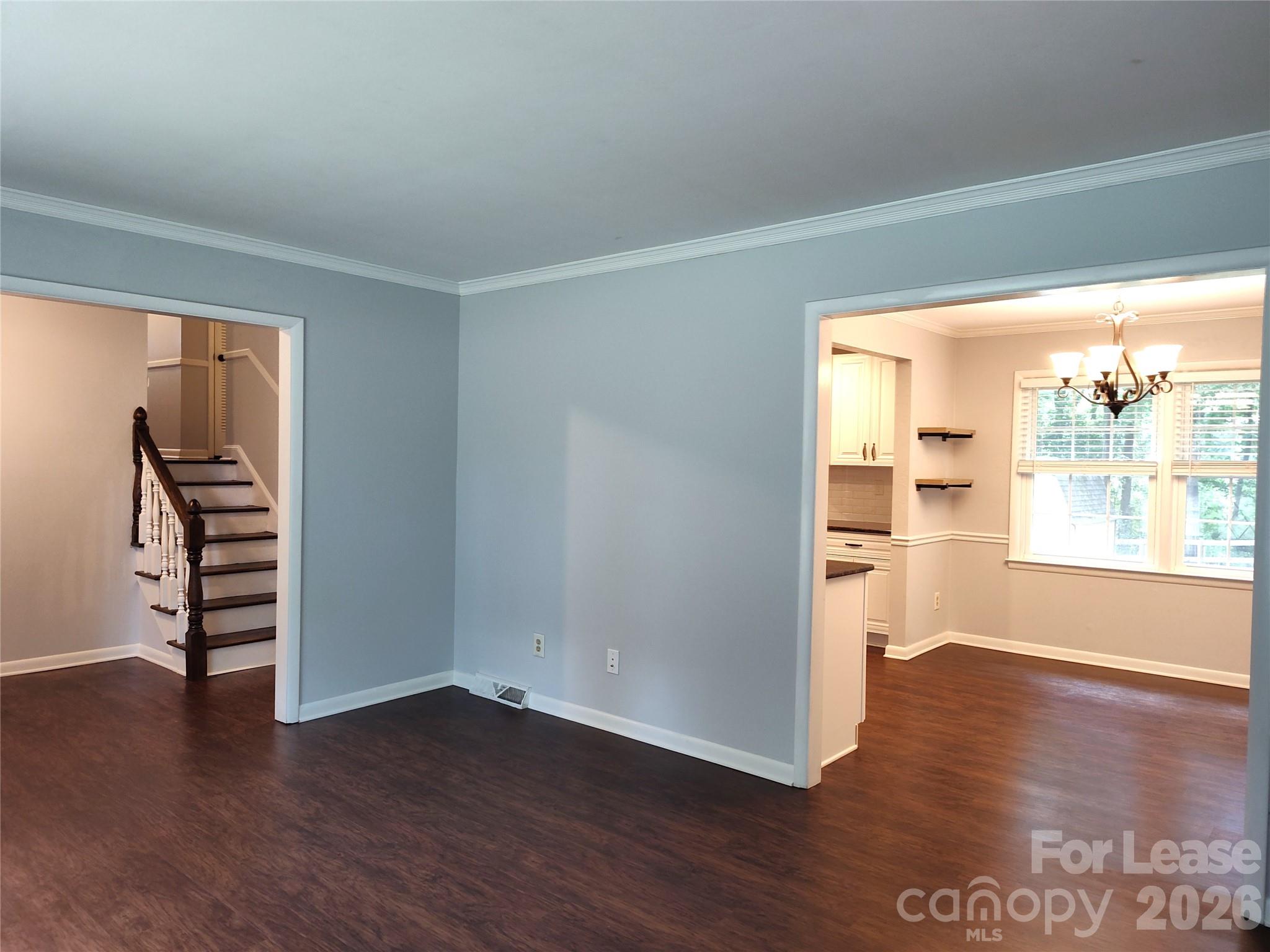 5812 Donegal Drive Property Photo 8