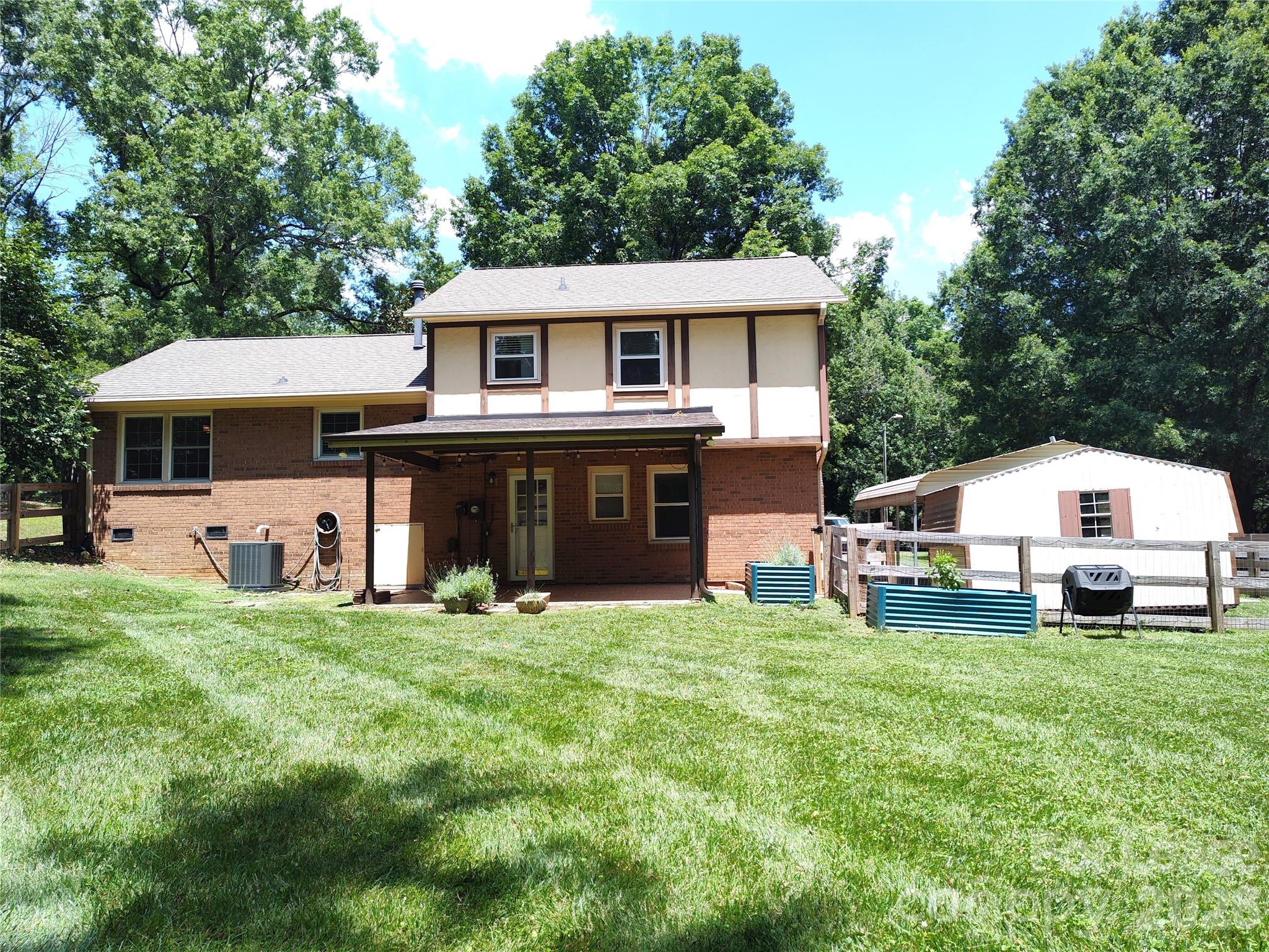 5812 Donegal Drive Property Photo 25