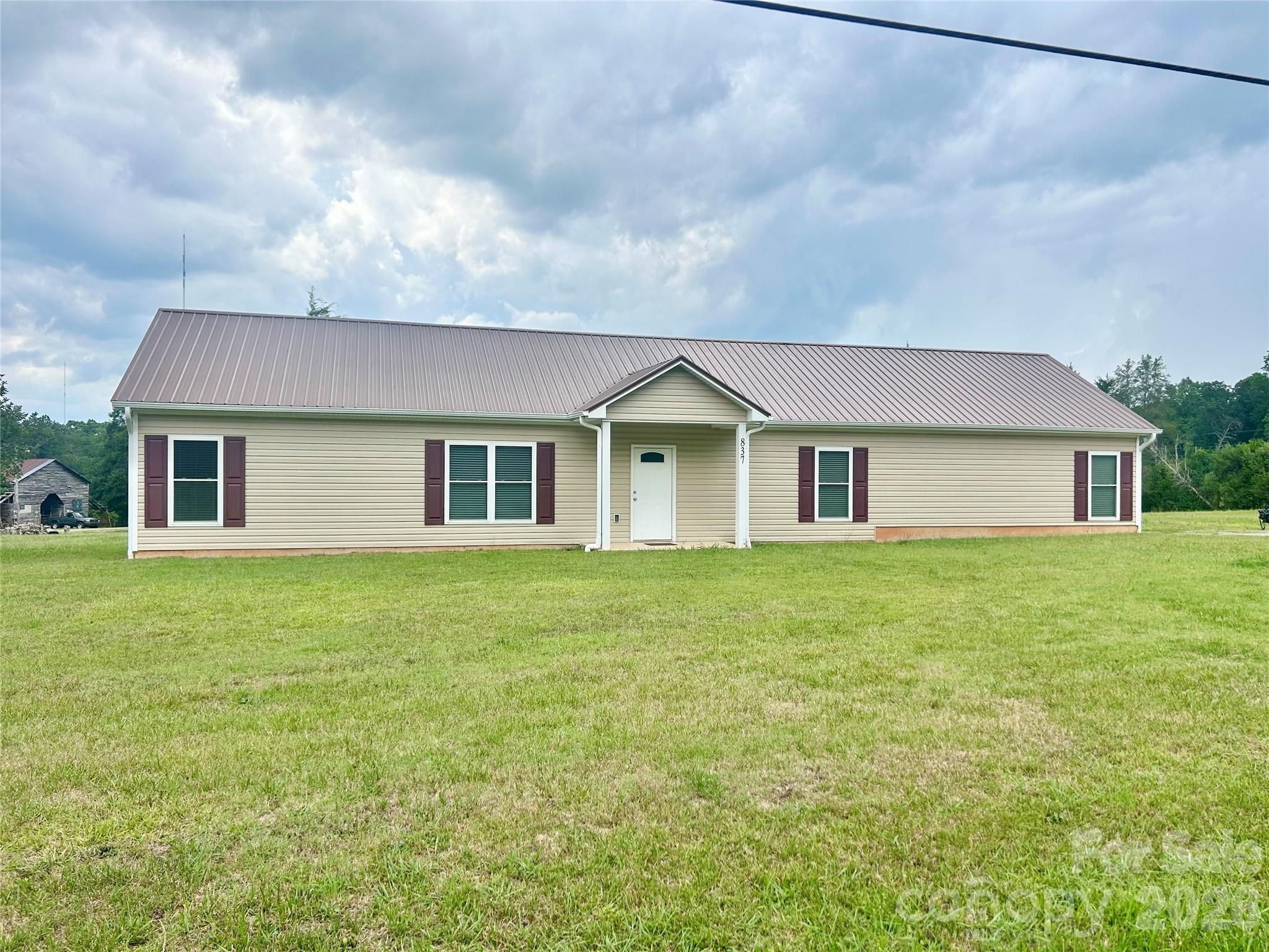 837 Upper Spencer Mountain Road Property Photo 1