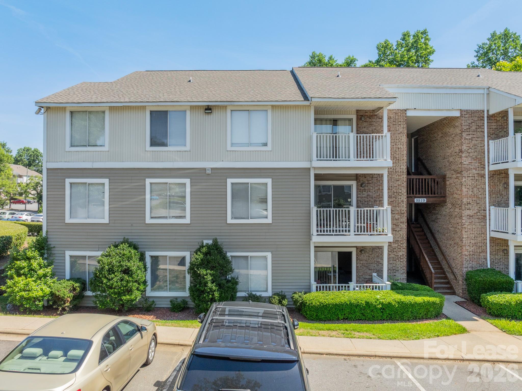 9535 University Terrace Drive C Property Photo 1