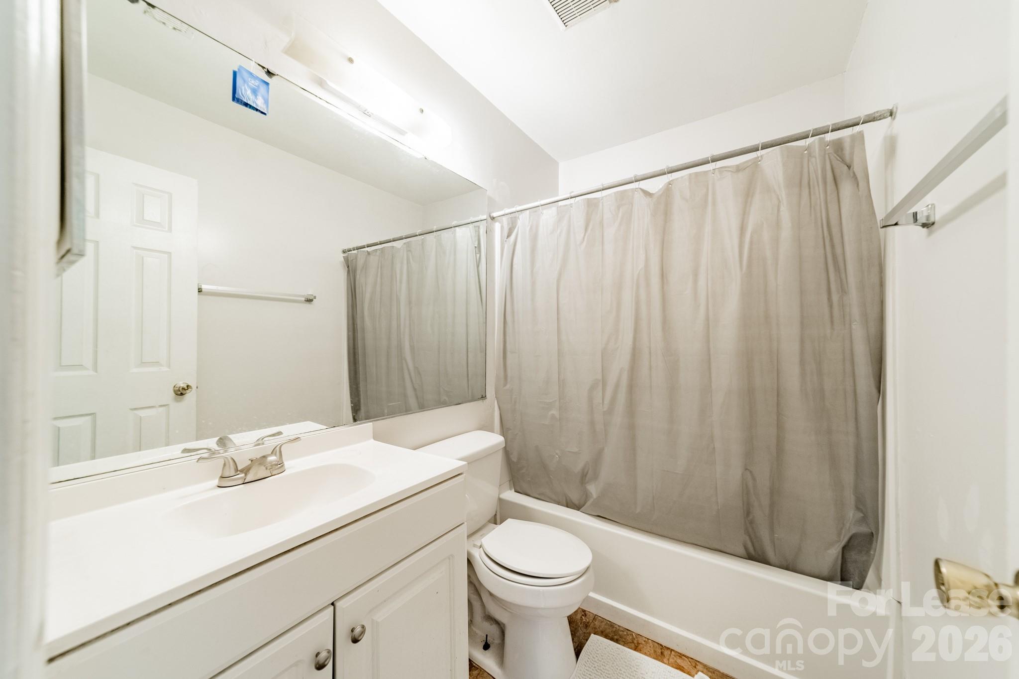 9535 University Terrace Drive C Property Photo 4