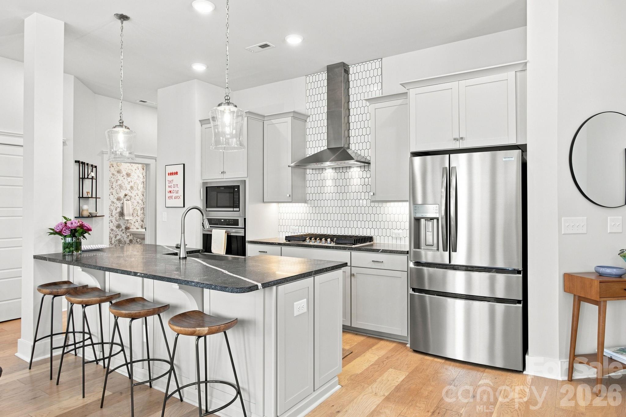 8121 Houser Street Property Photo 6