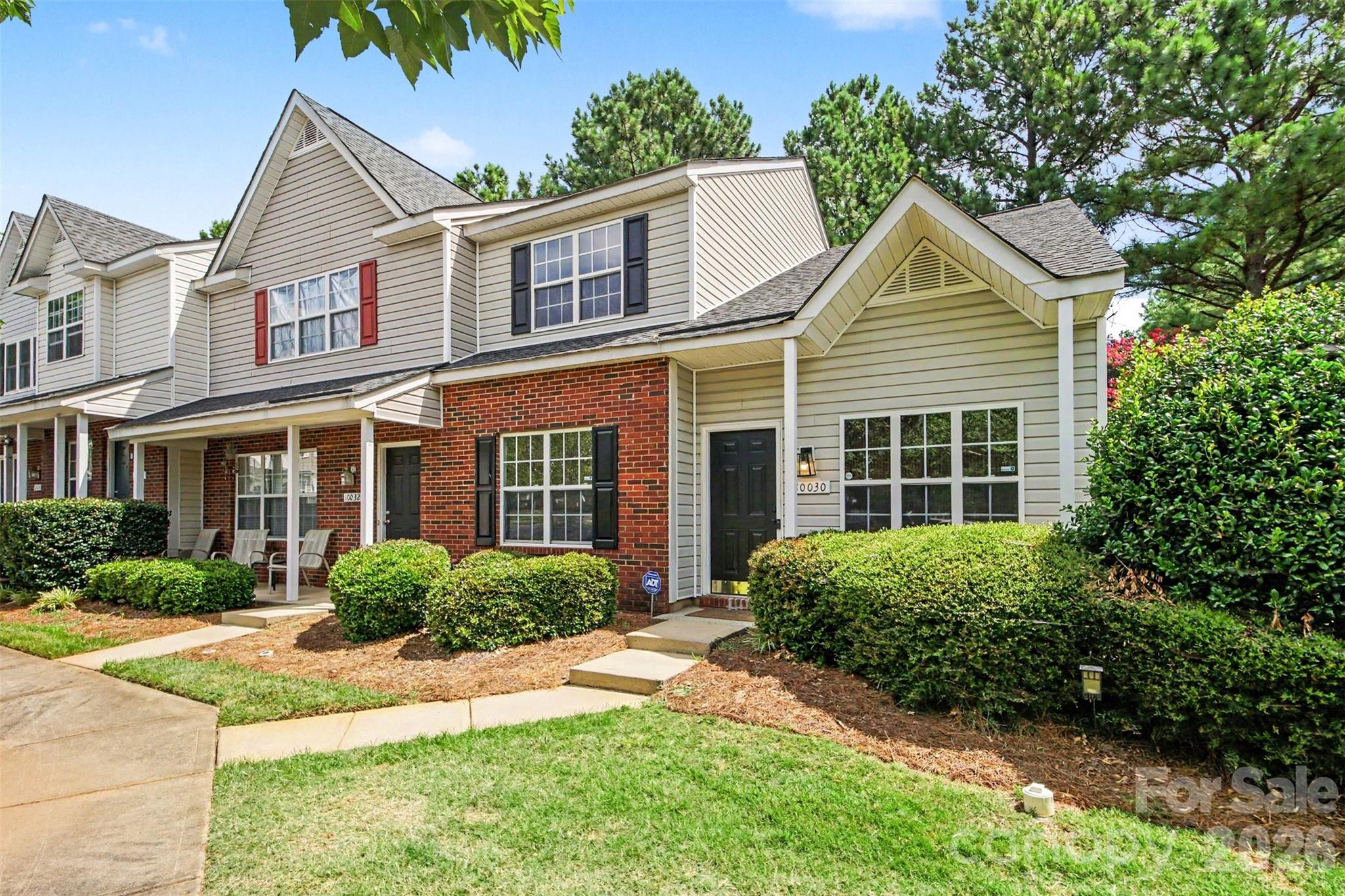 10030 Pergola View Court Property Photo 2