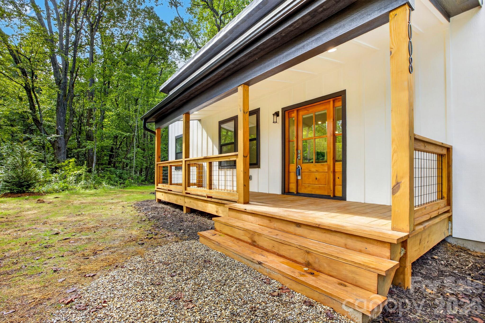 1008 Bell Mountain Road Property Photo 3