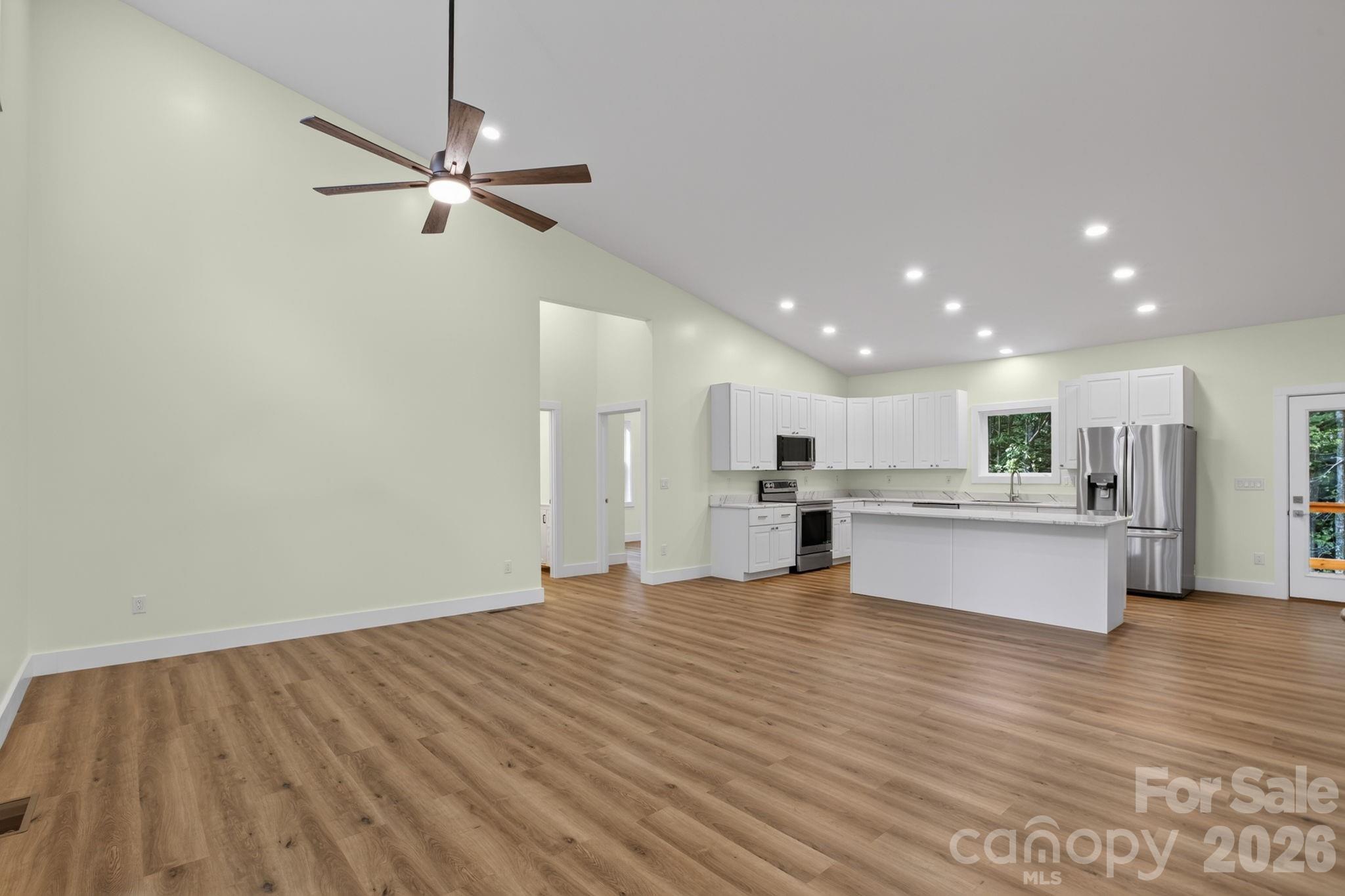 1008 Bell Mountain Road Property Photo 5