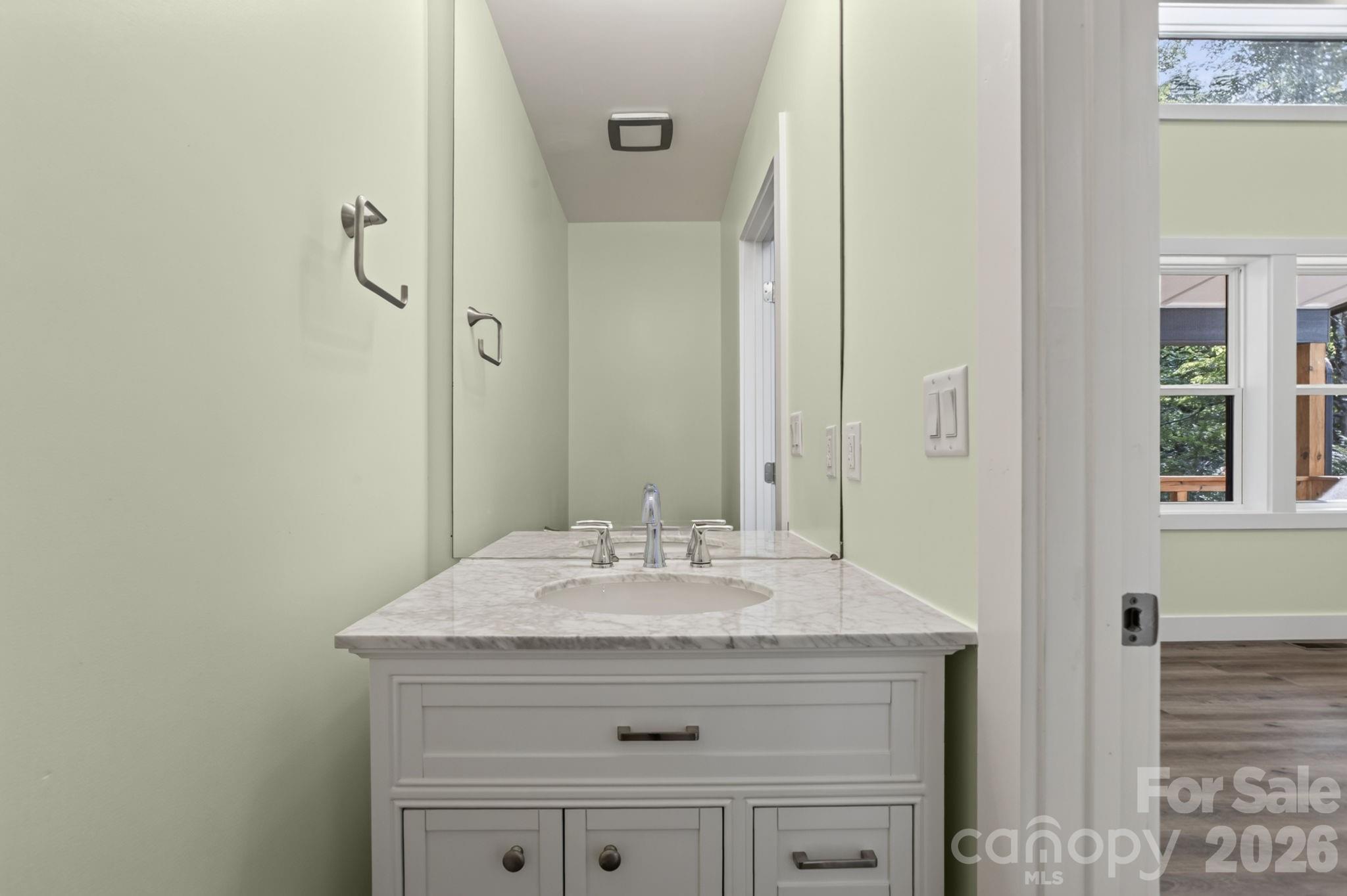 1008 Bell Mountain Road Property Photo 10